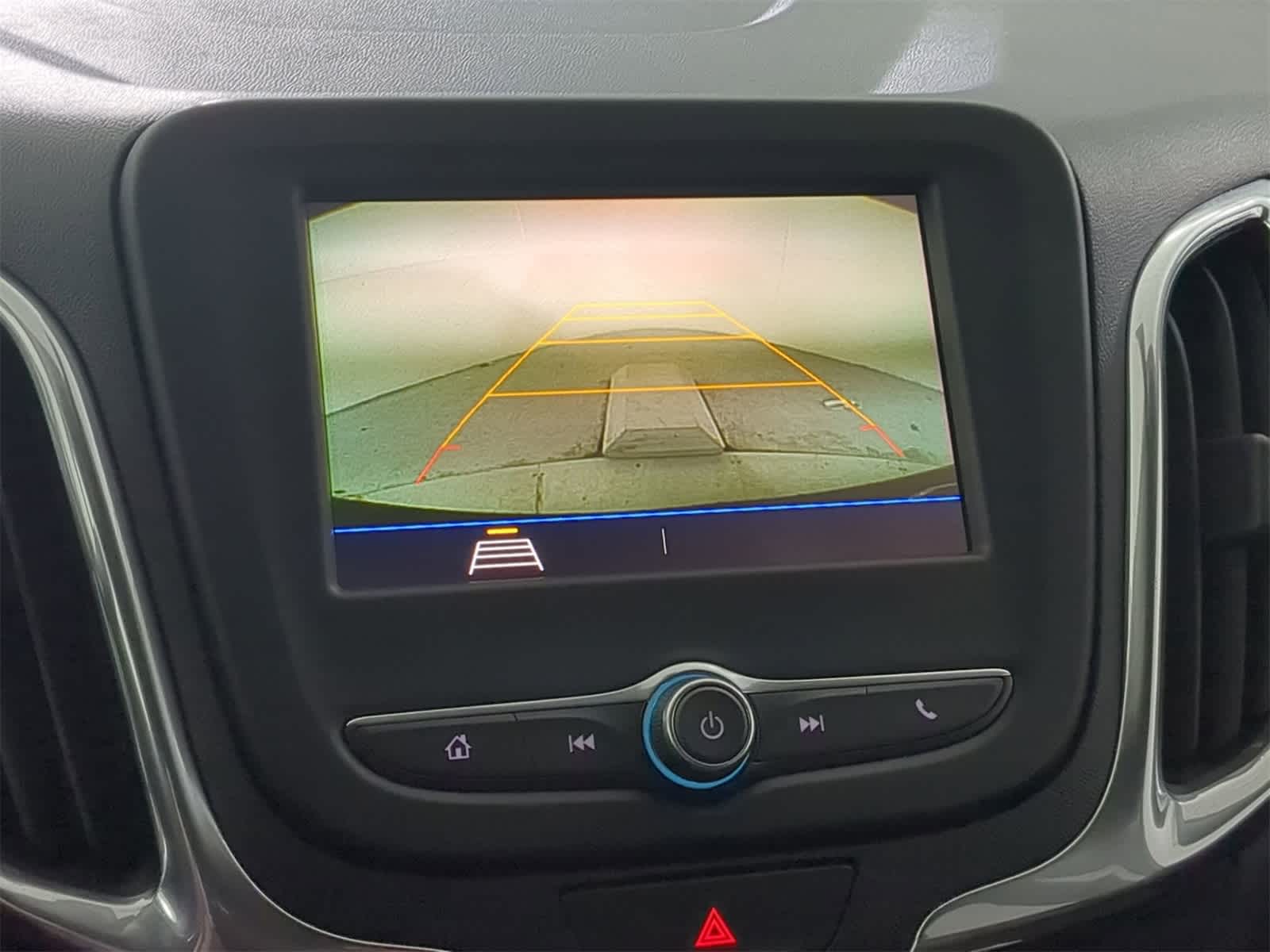 Thumbnail: 2019 Chevrolet Equinox - 27