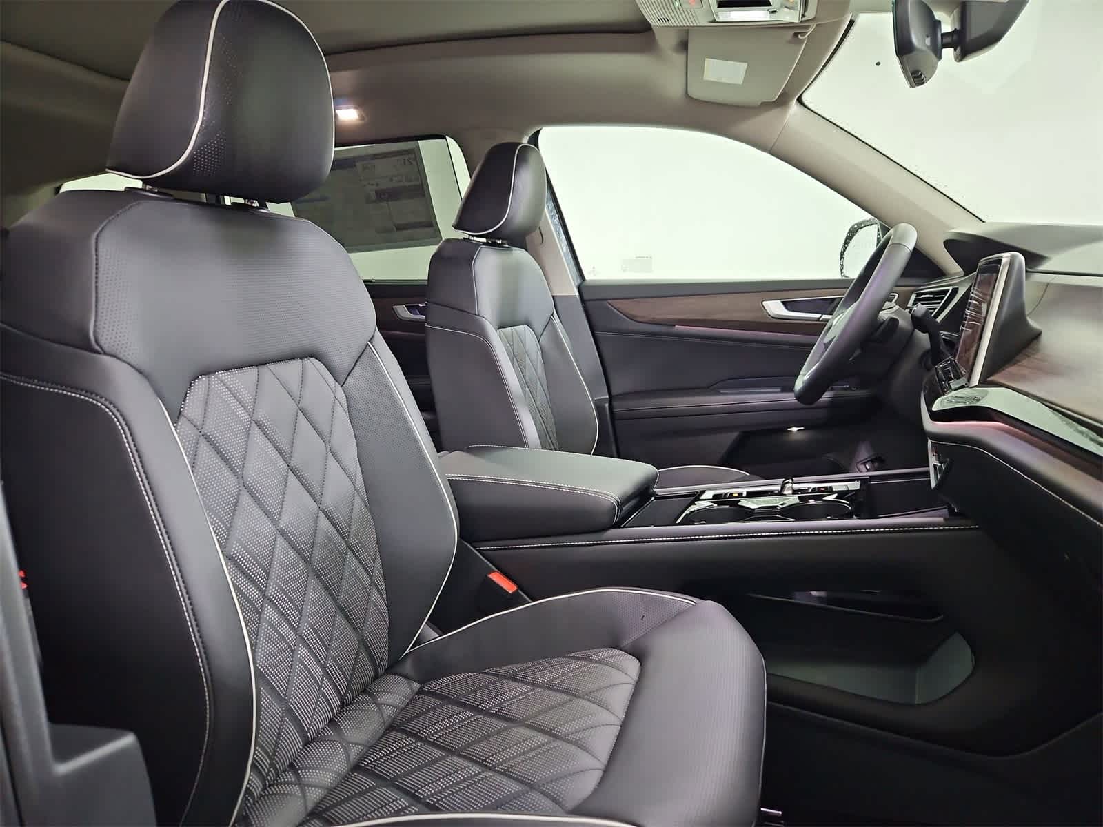 Thumbnail: 2026 Volkswagen Atlas - 23