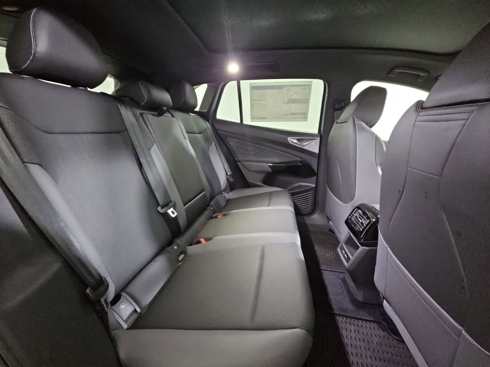 Thumbnail: 2025 Volkswagen ID.4 - 21