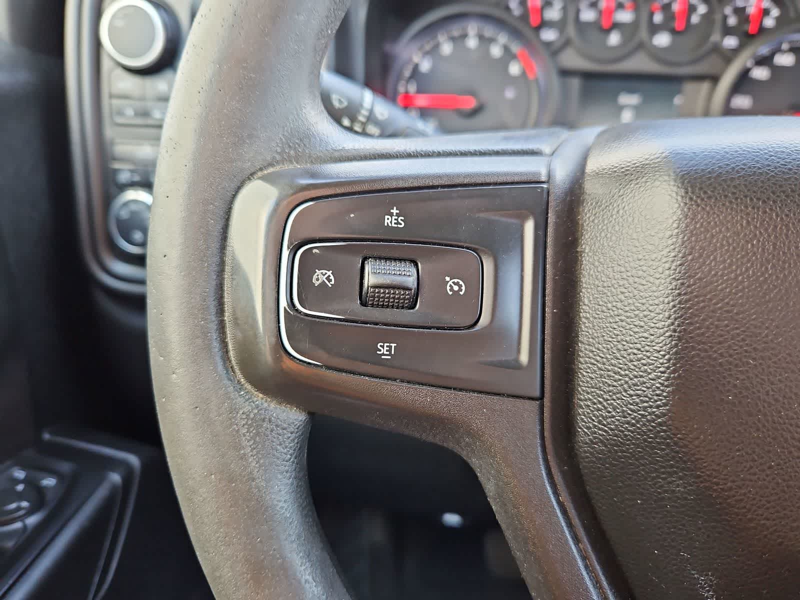 Thumbnail: 2020 Chevrolet Silverado 1500 - 22
