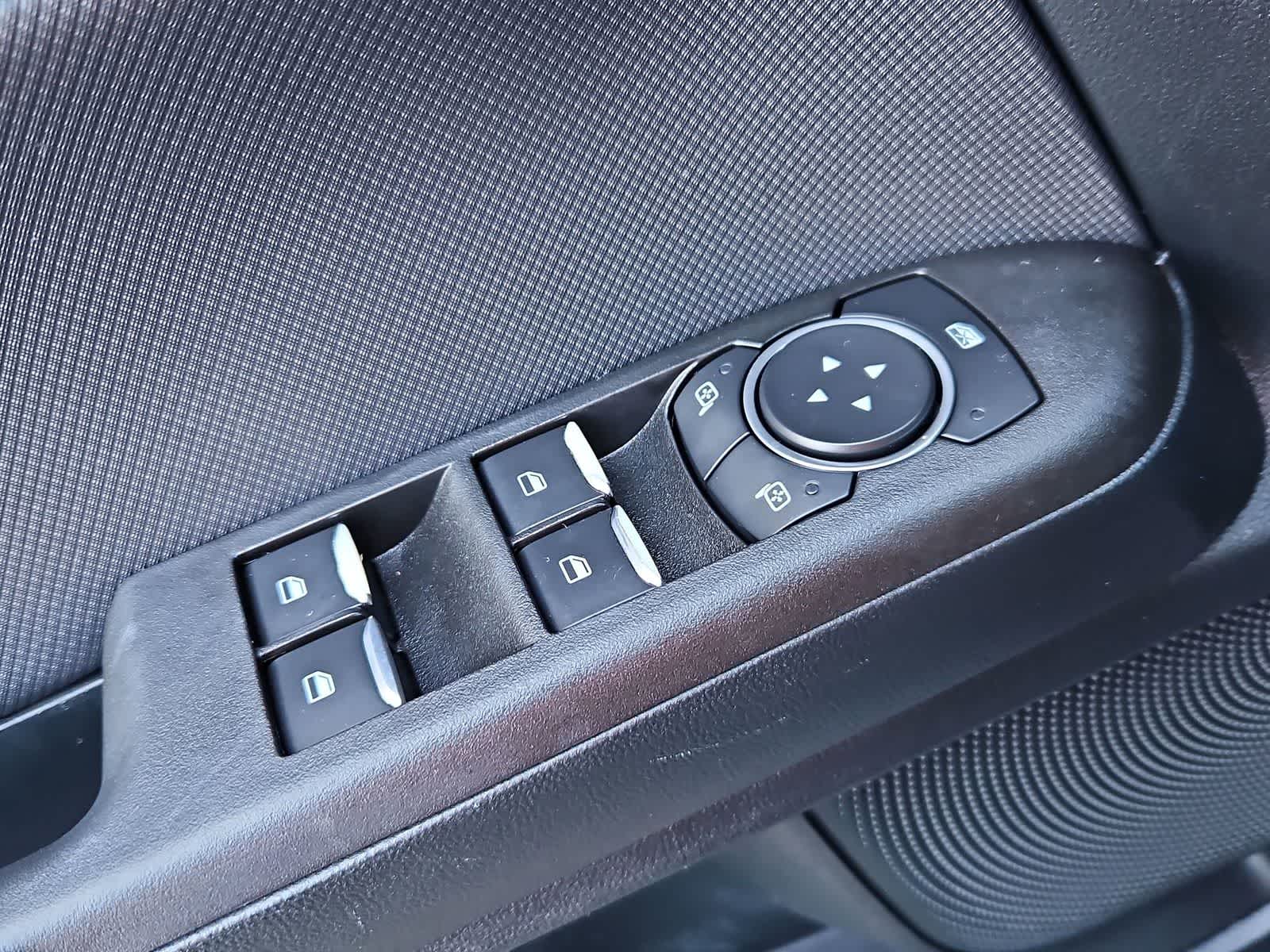 Thumbnail: 2021 Ford Bronco Sport - 17