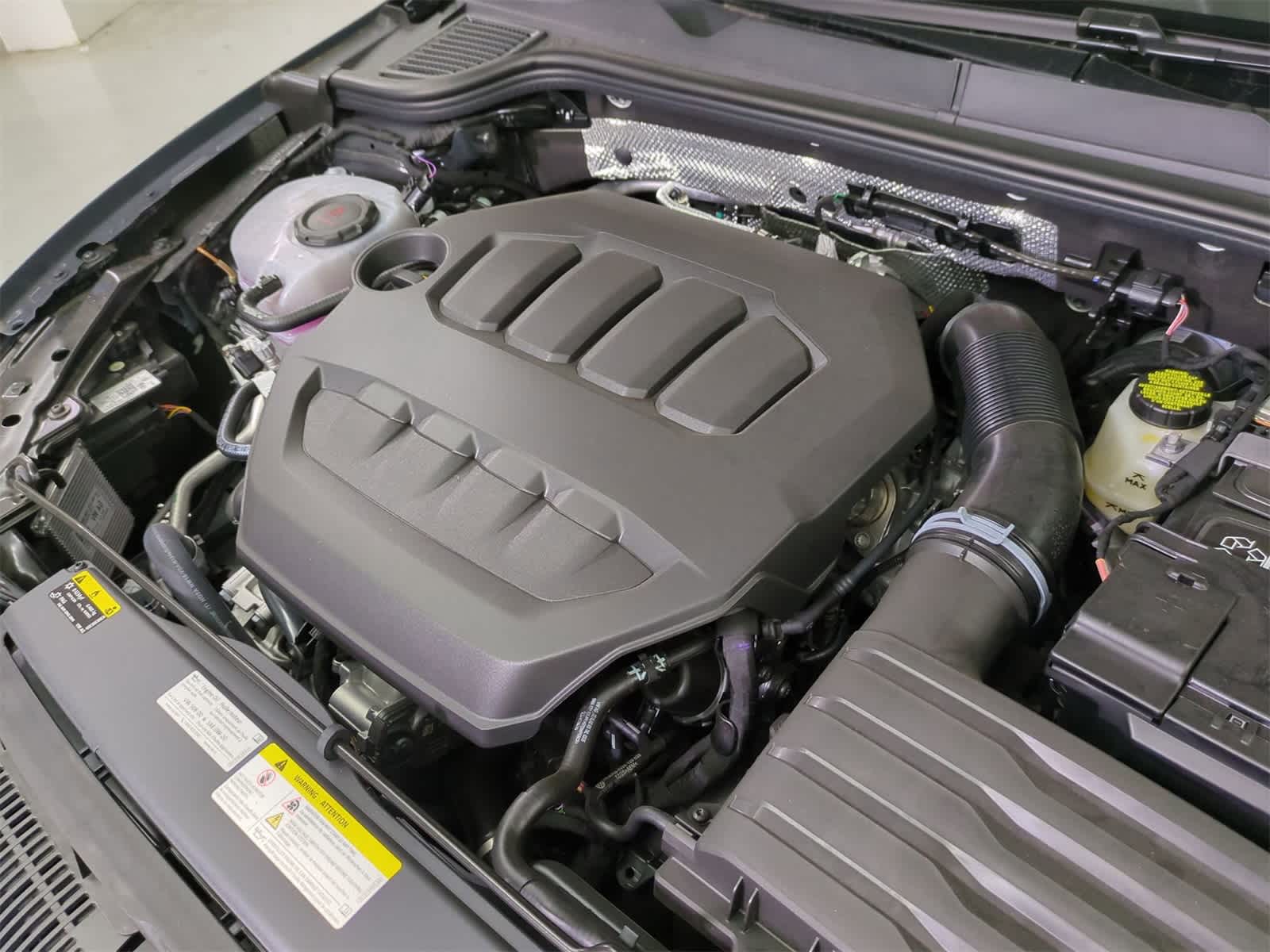 Thumbnail: 2025 Volkswagen Golf - 14