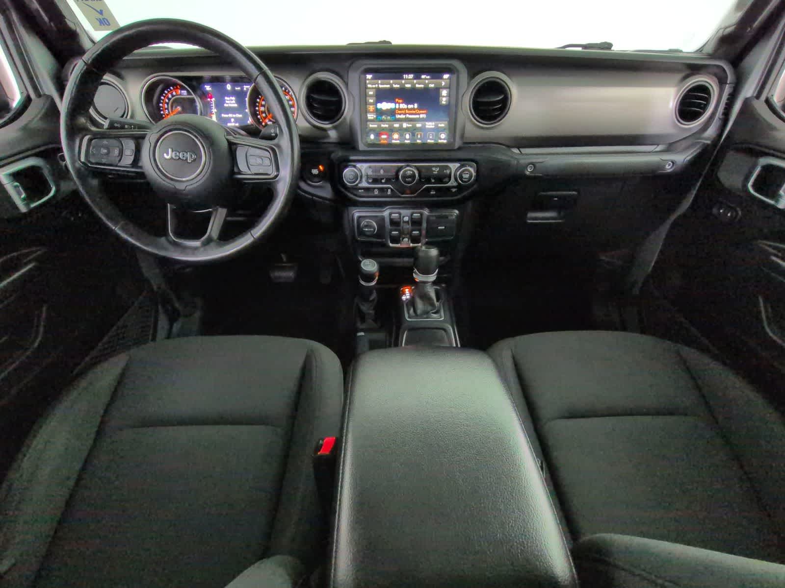 Thumbnail: 2021 Jeep Gladiator - 15