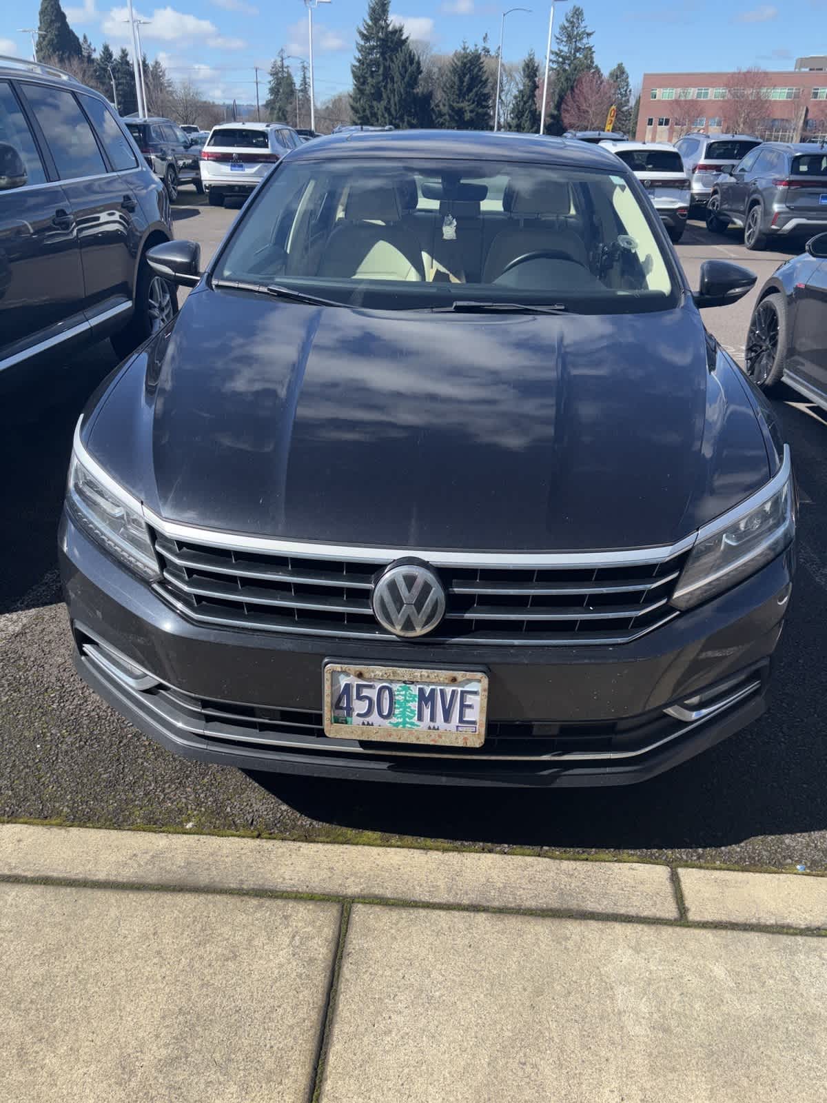 Thumbnail: 2018 Volkswagen Passat - 2