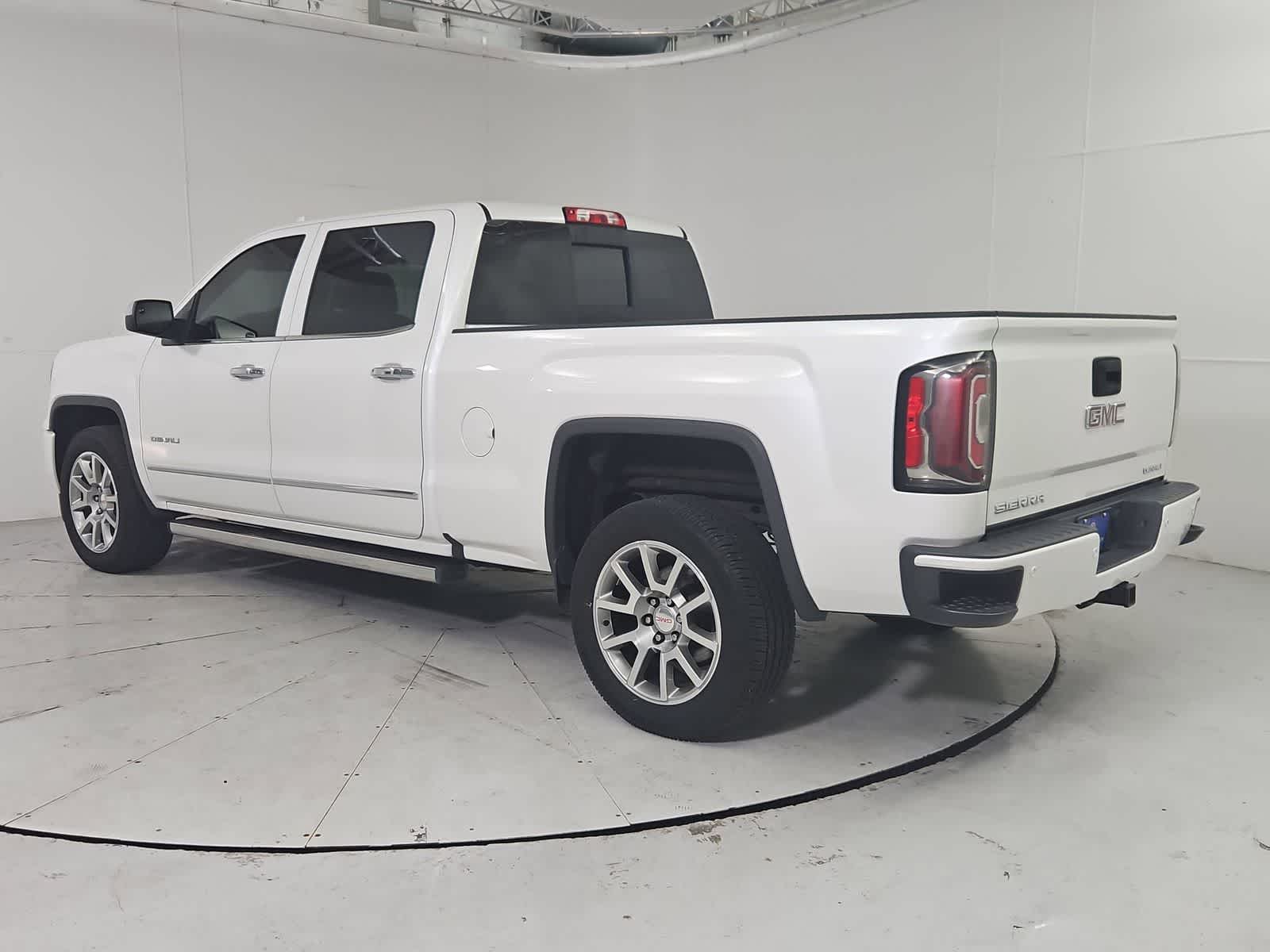 Thumbnail: 2018 GMC Sierra 1500 - 4