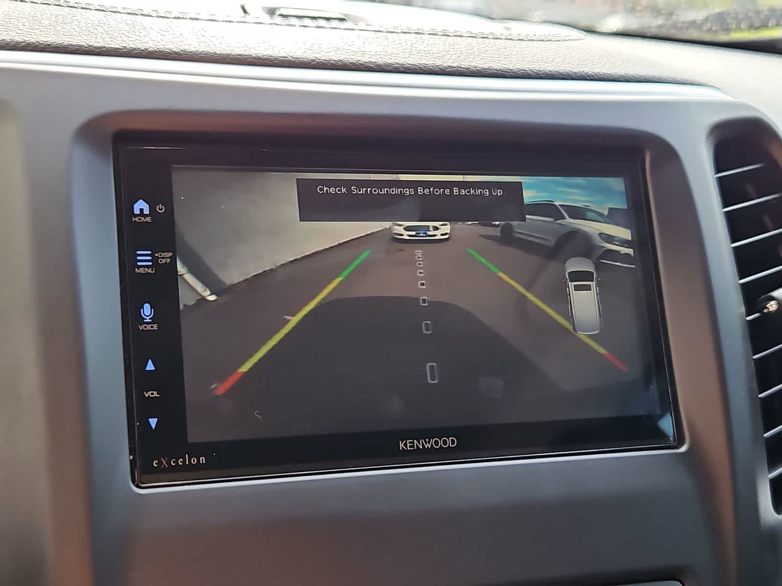 Thumbnail: 2019 Jeep Cherokee - 28