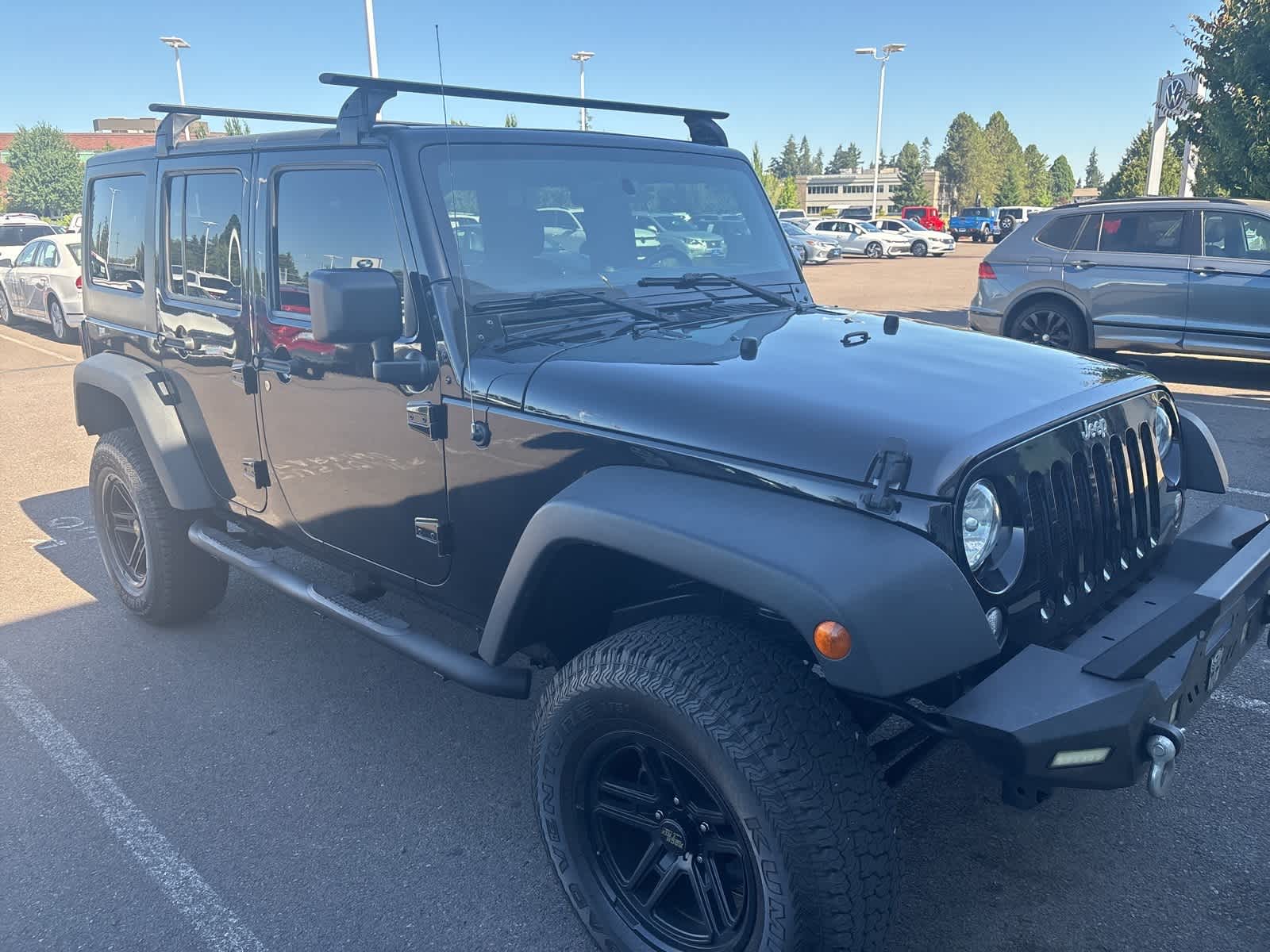 Thumbnail: 2018 Jeep Wrangler - 11