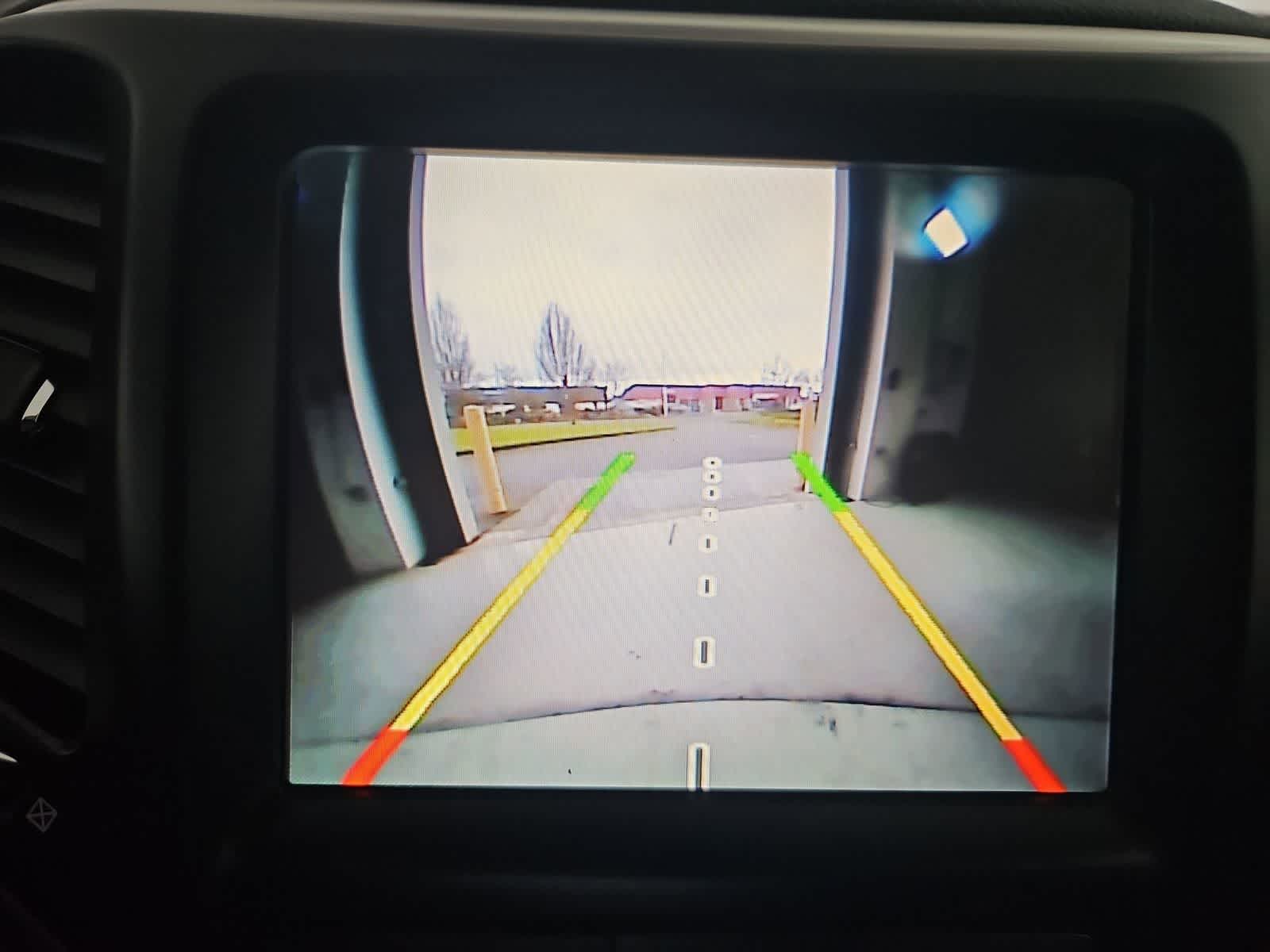 Thumbnail: 2018 Jeep Cherokee - 28