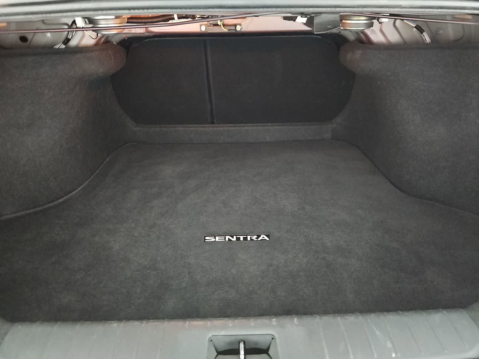 Thumbnail: 2024 Nissan Sentra - 32