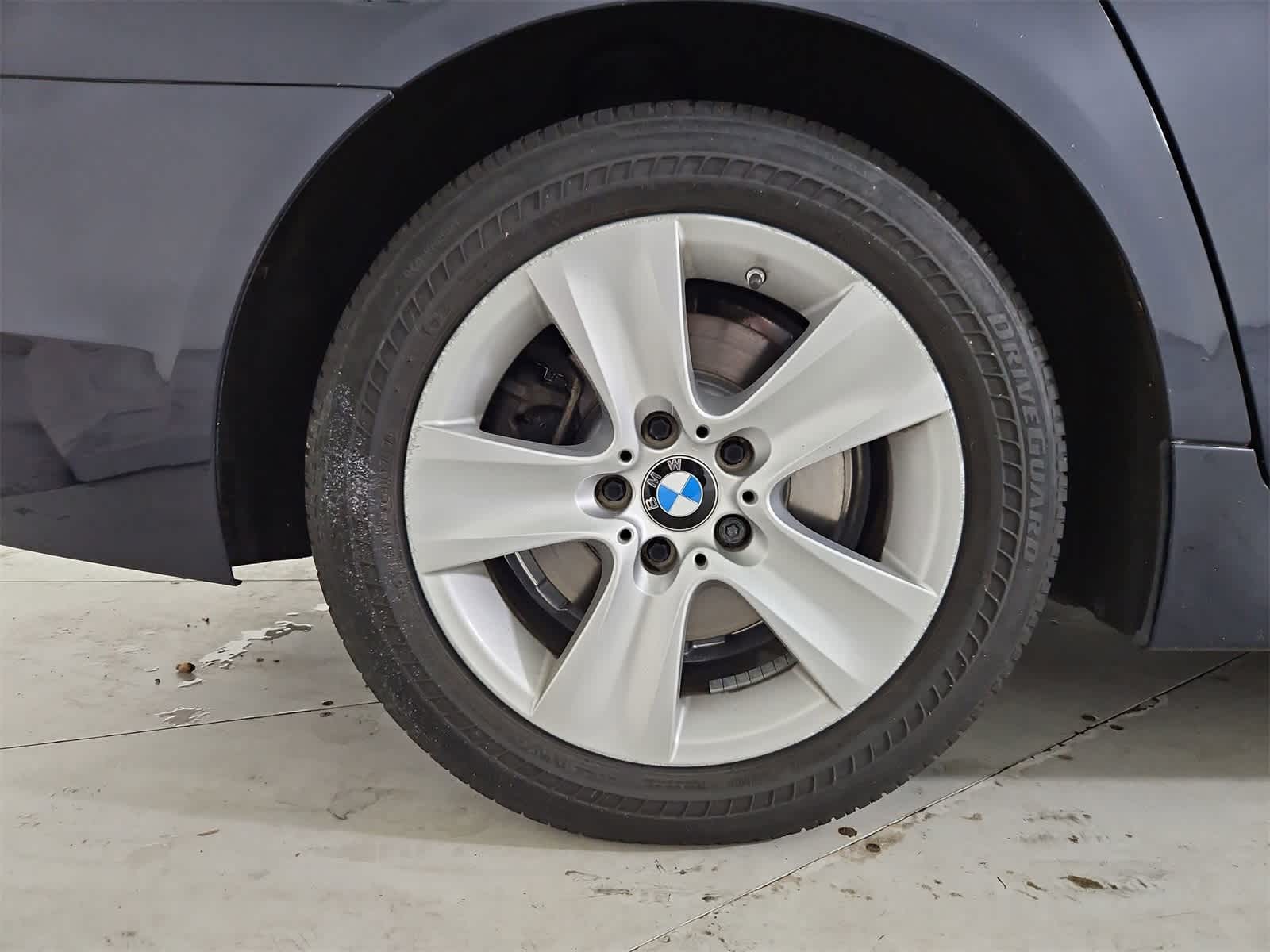 Thumbnail: 2011 BMW 5 Series - 13