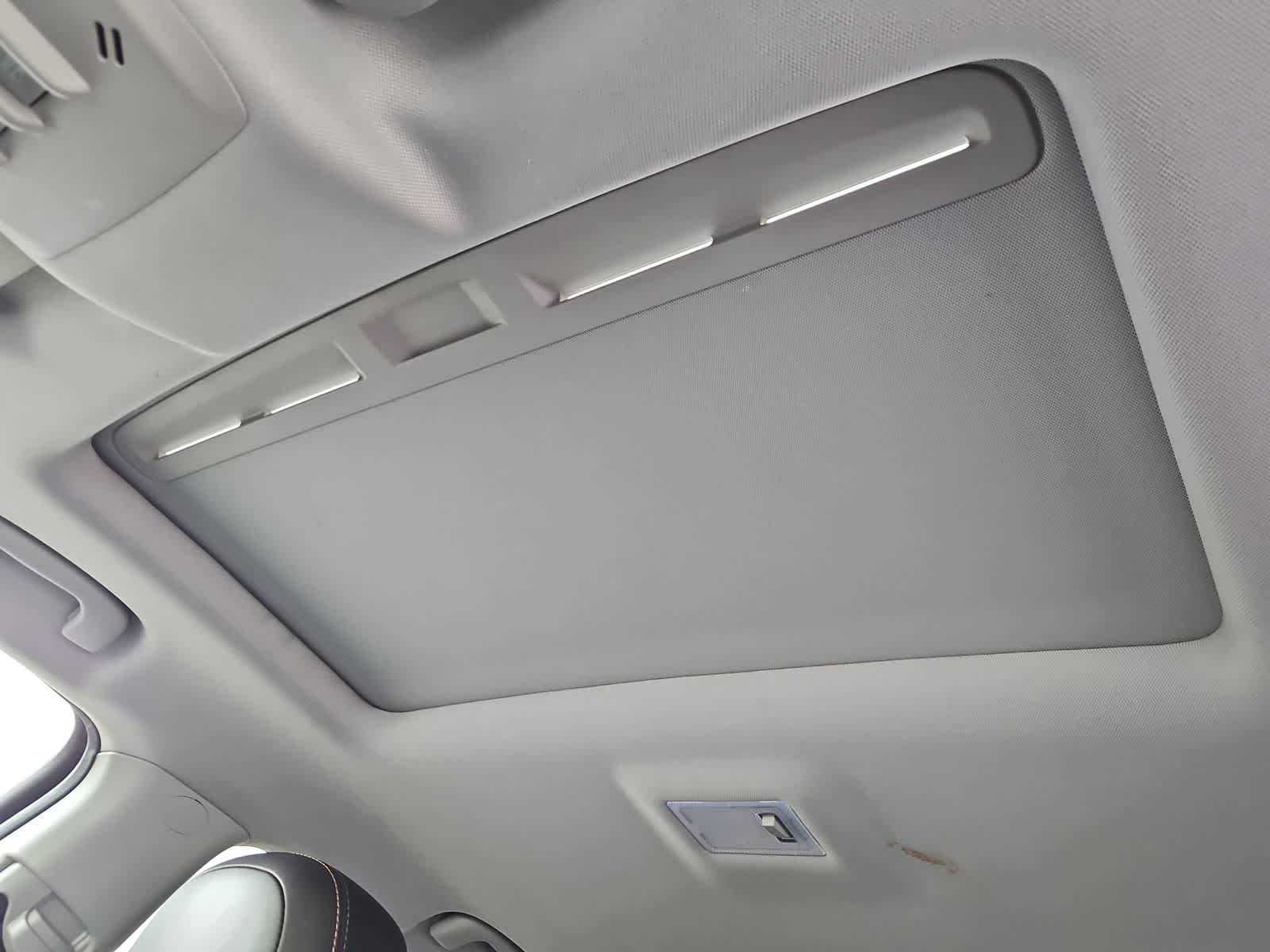 Thumbnail: 2020 Chevrolet Trax - 18