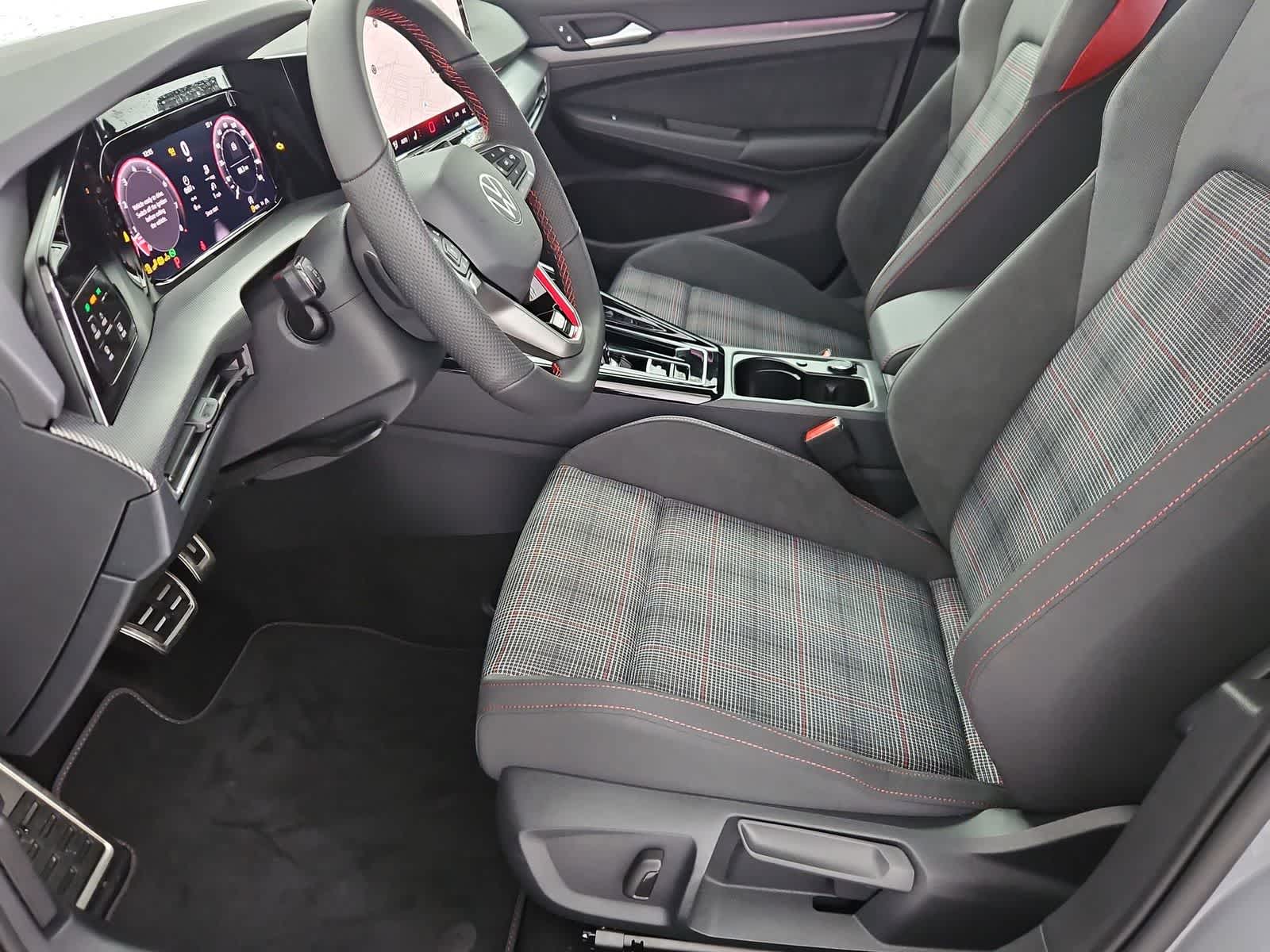 Thumbnail: 2026 Volkswagen Golf - 16