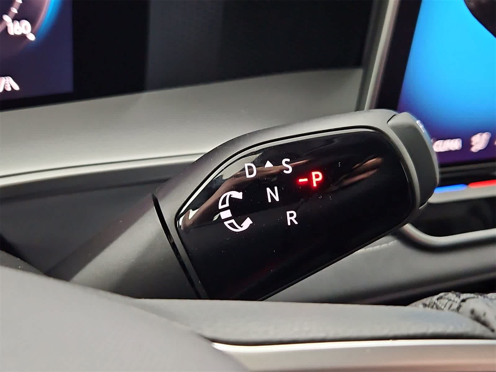 Thumbnail: 2025 Volkswagen Tiguan - 34