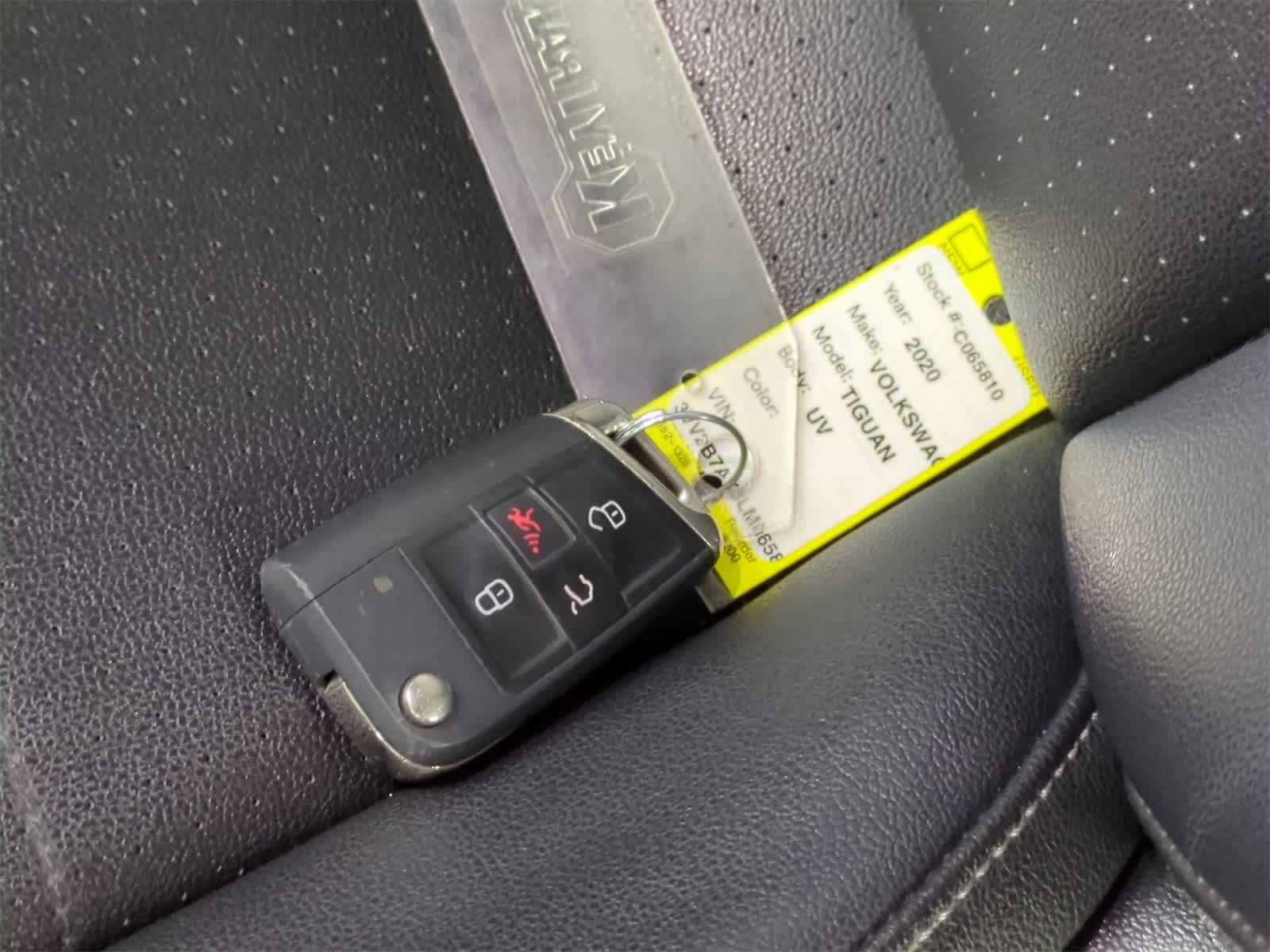 Thumbnail: 2020 Volkswagen Tiguan - 35