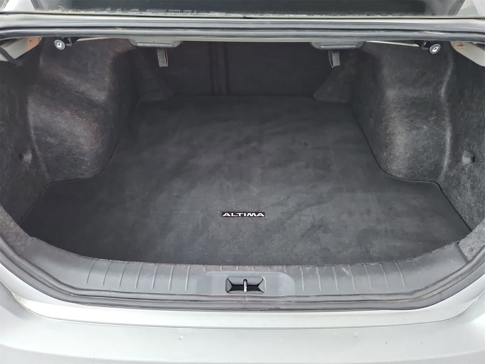 Thumbnail: 2023 Nissan Altima - 34