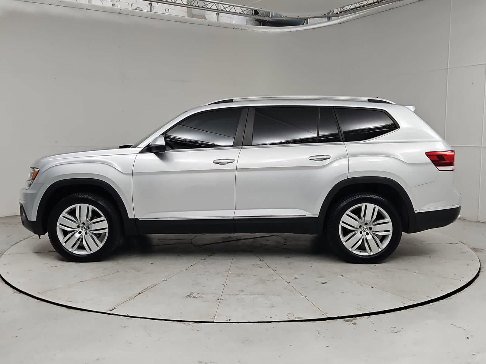 Thumbnail: 2019 Volkswagen Atlas - 3