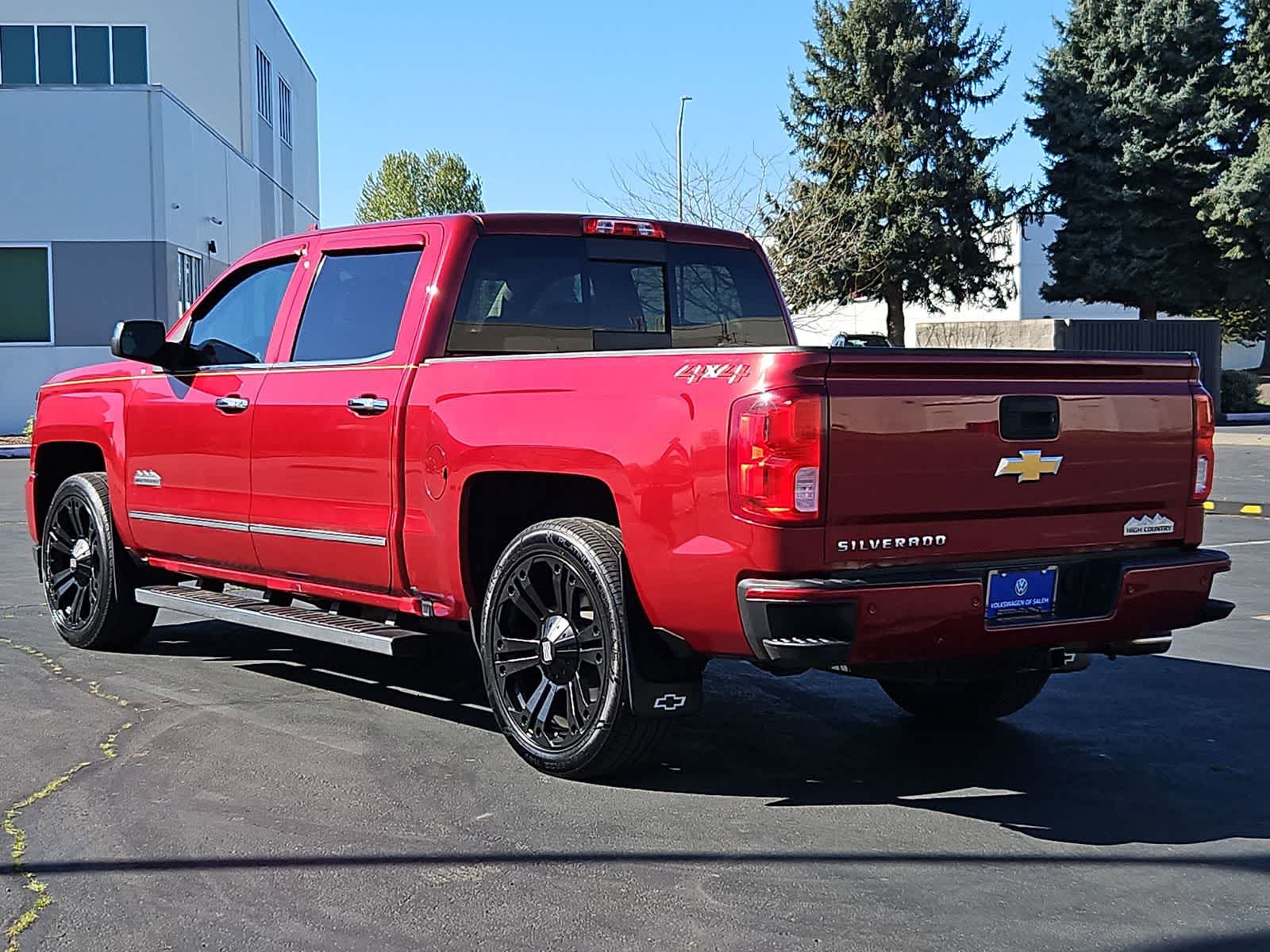 Thumbnail: 2018 Chevrolet Silverado 1500 - 4