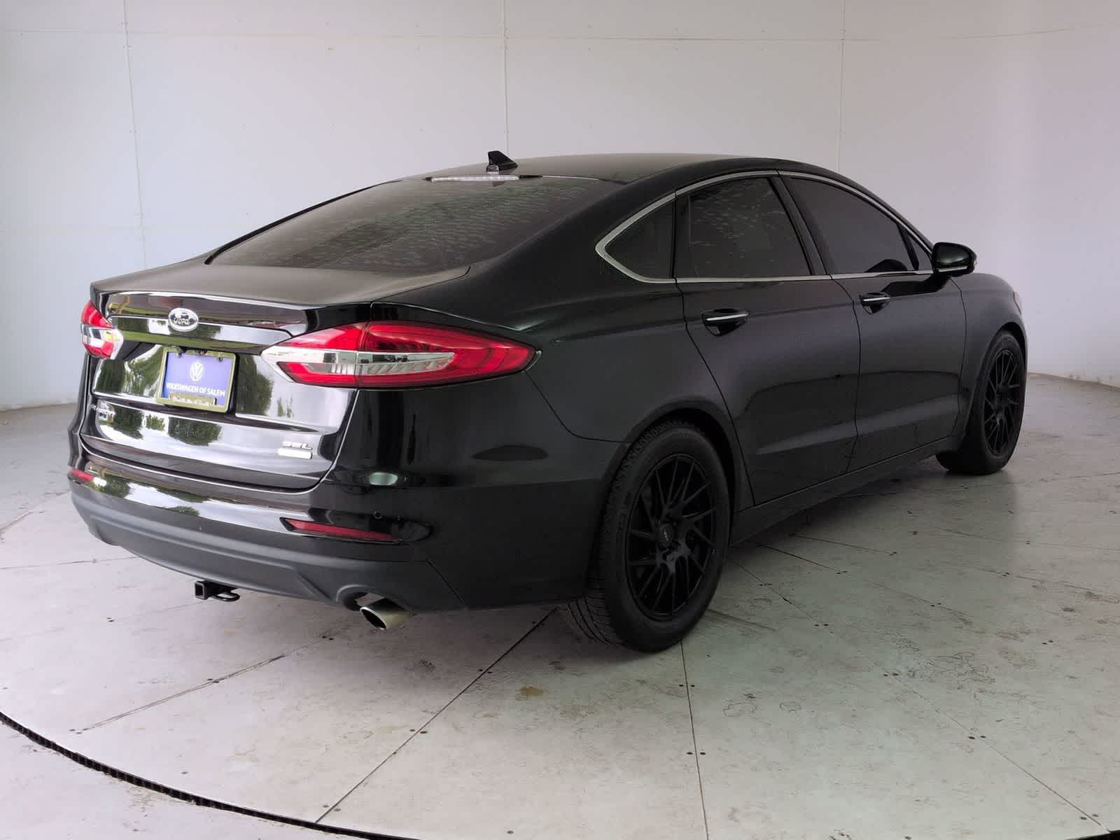 Thumbnail: 2019 Ford Fusion - 6