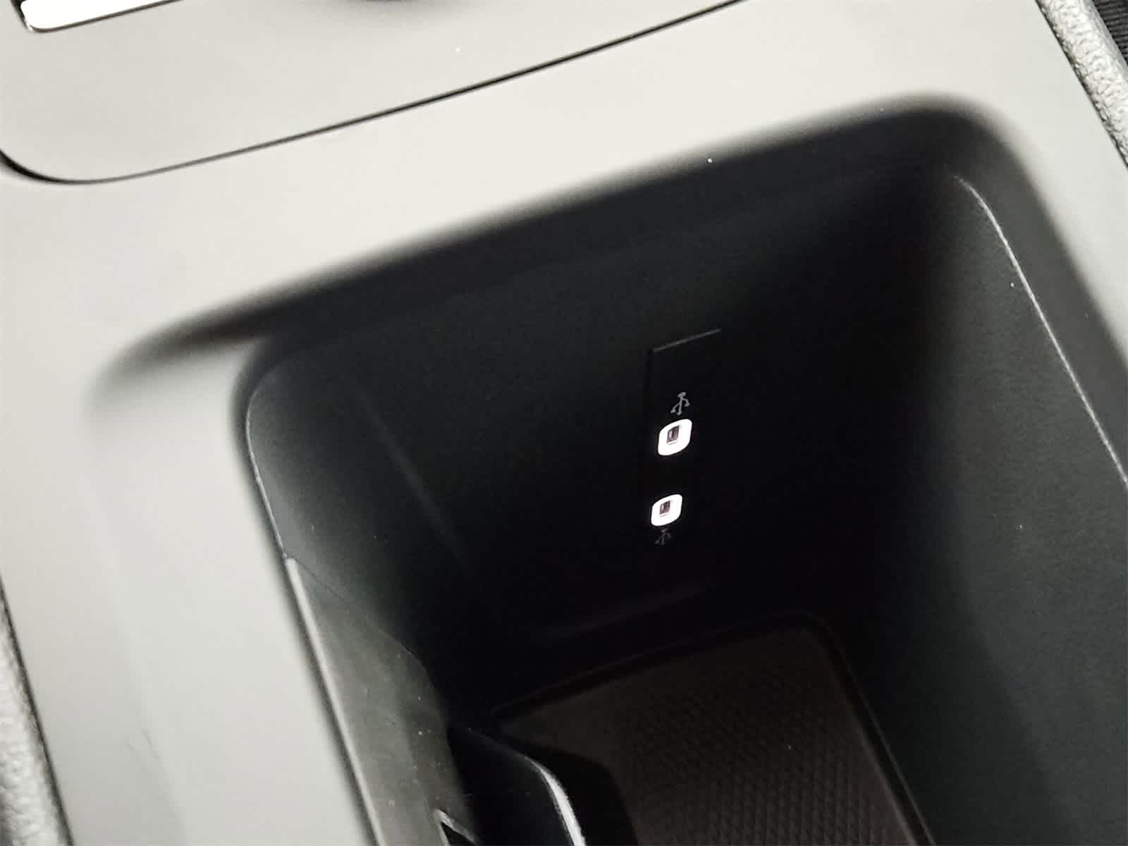 Thumbnail: 2025 Volkswagen Tiguan - 33