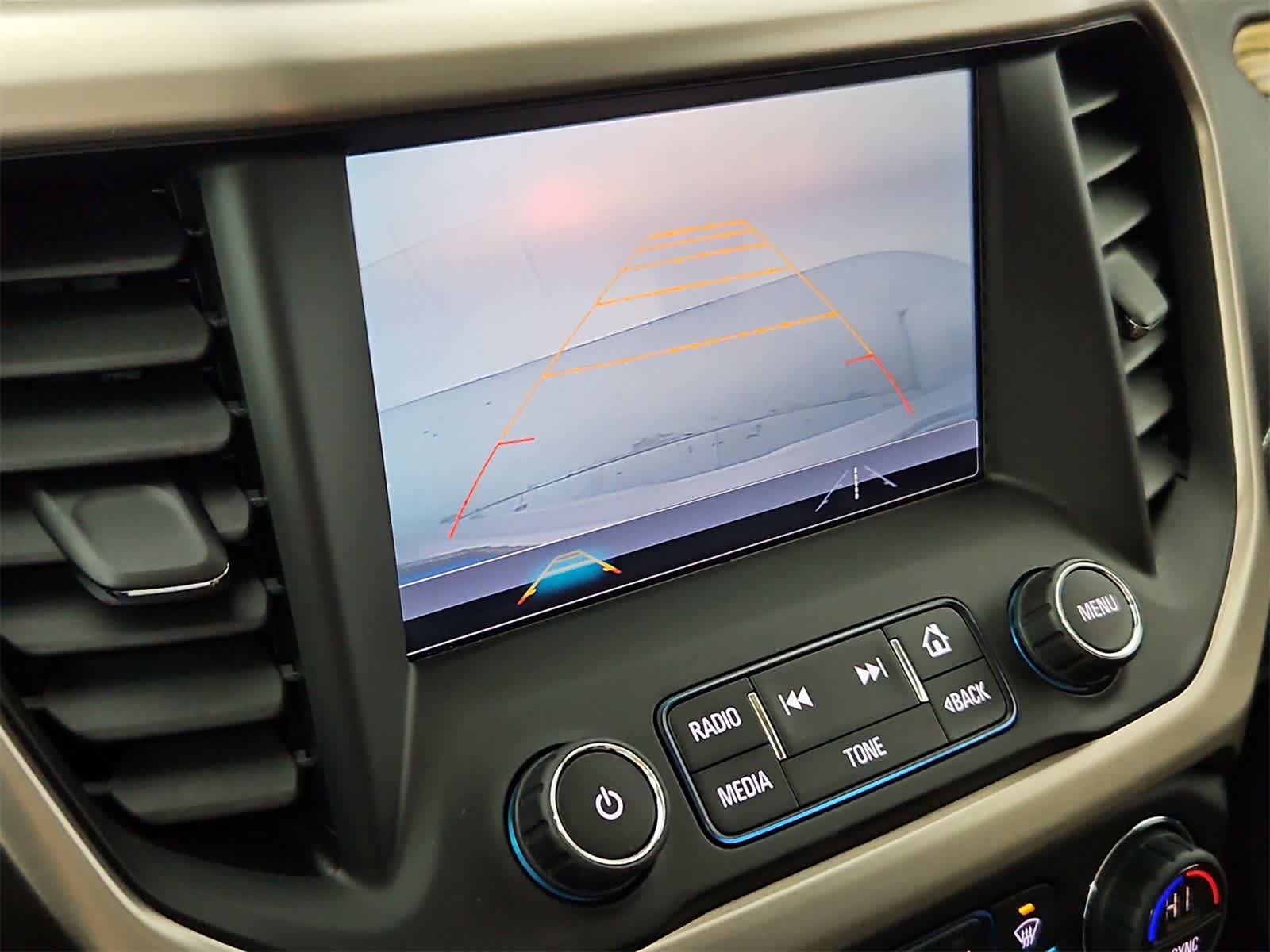 Thumbnail: 2017 GMC Acadia - 31