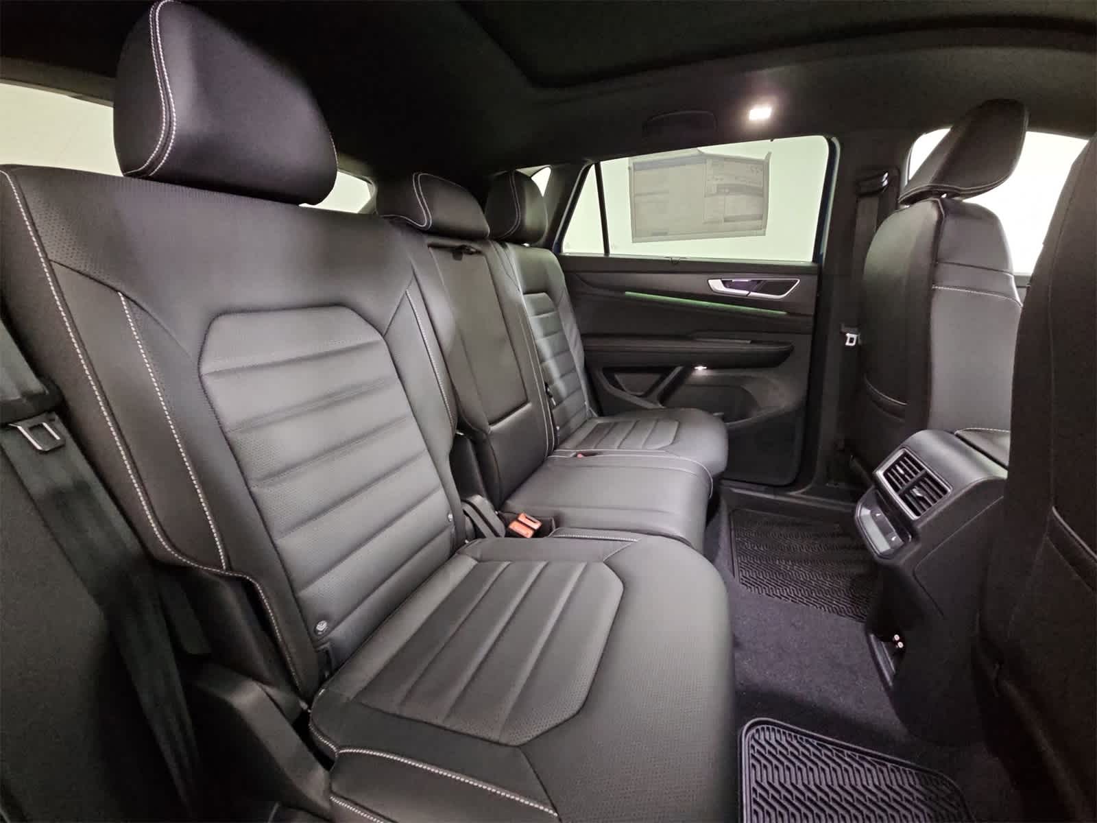 Thumbnail: 2026 Volkswagen Atlas - 21