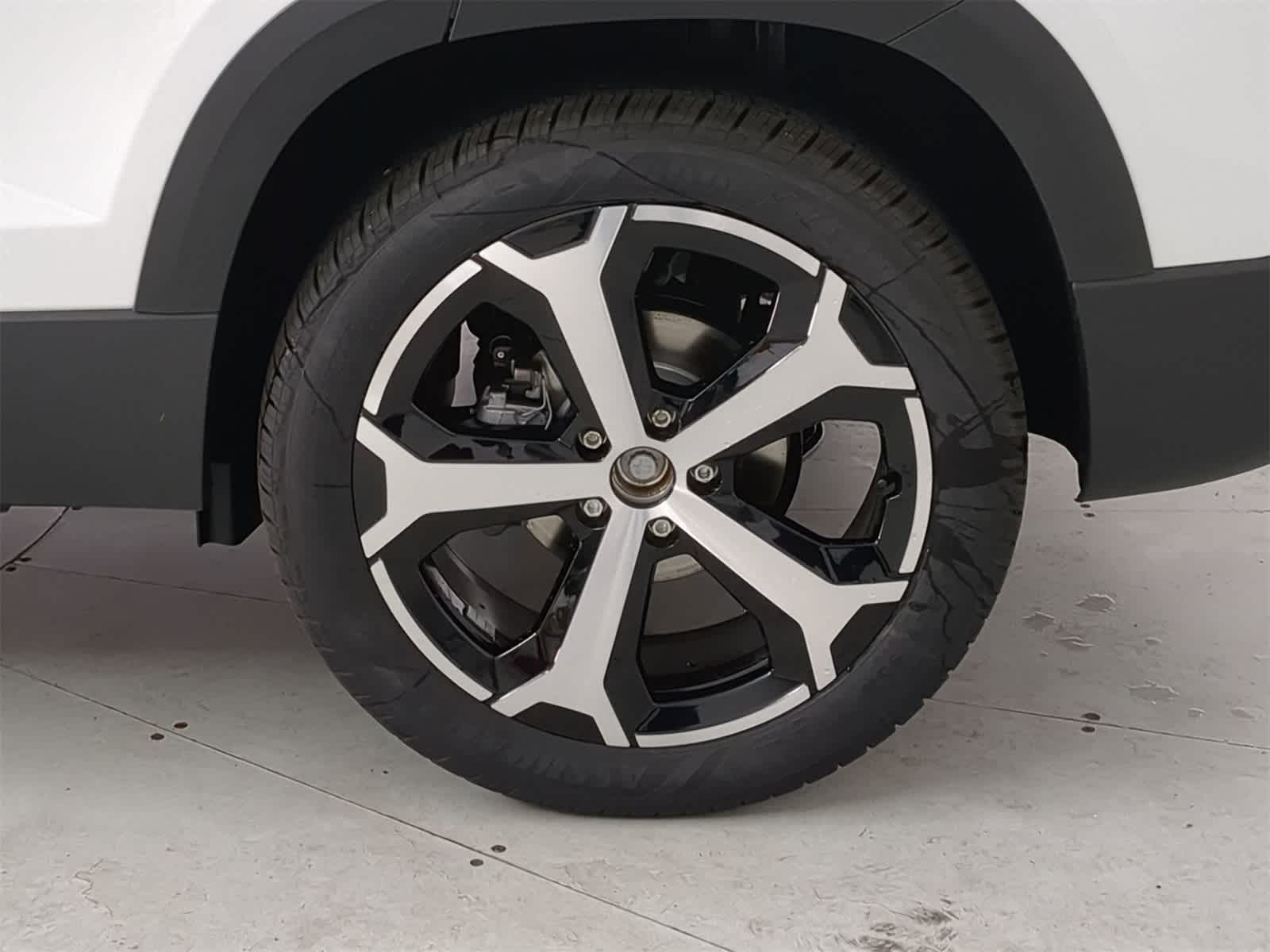 Thumbnail: 2025 Volkswagen Taos - 12