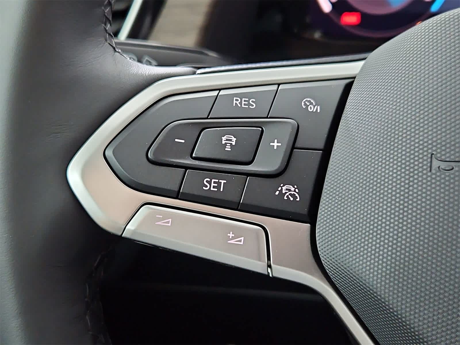 Thumbnail: 2026 Volkswagen Atlas - 25