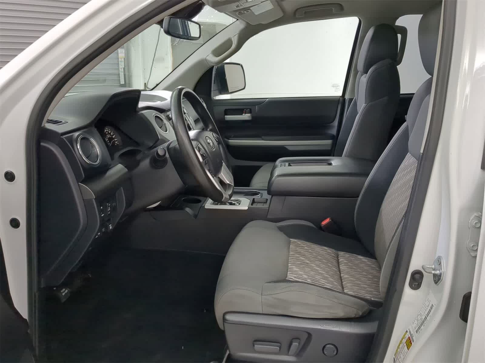 Thumbnail: 2021 Toyota Tundra - 15