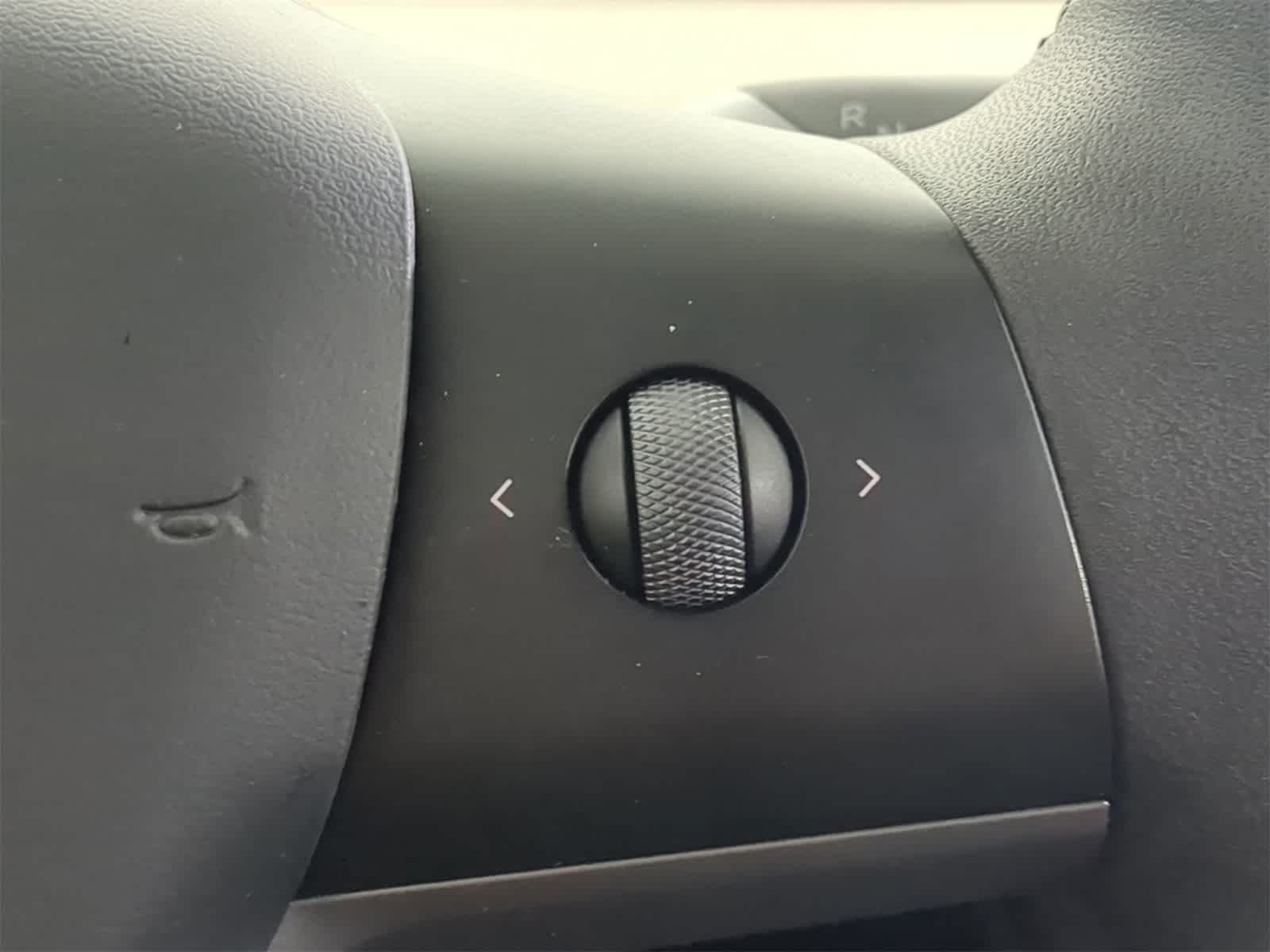 Thumbnail: 2023 Tesla Model 3 - 25