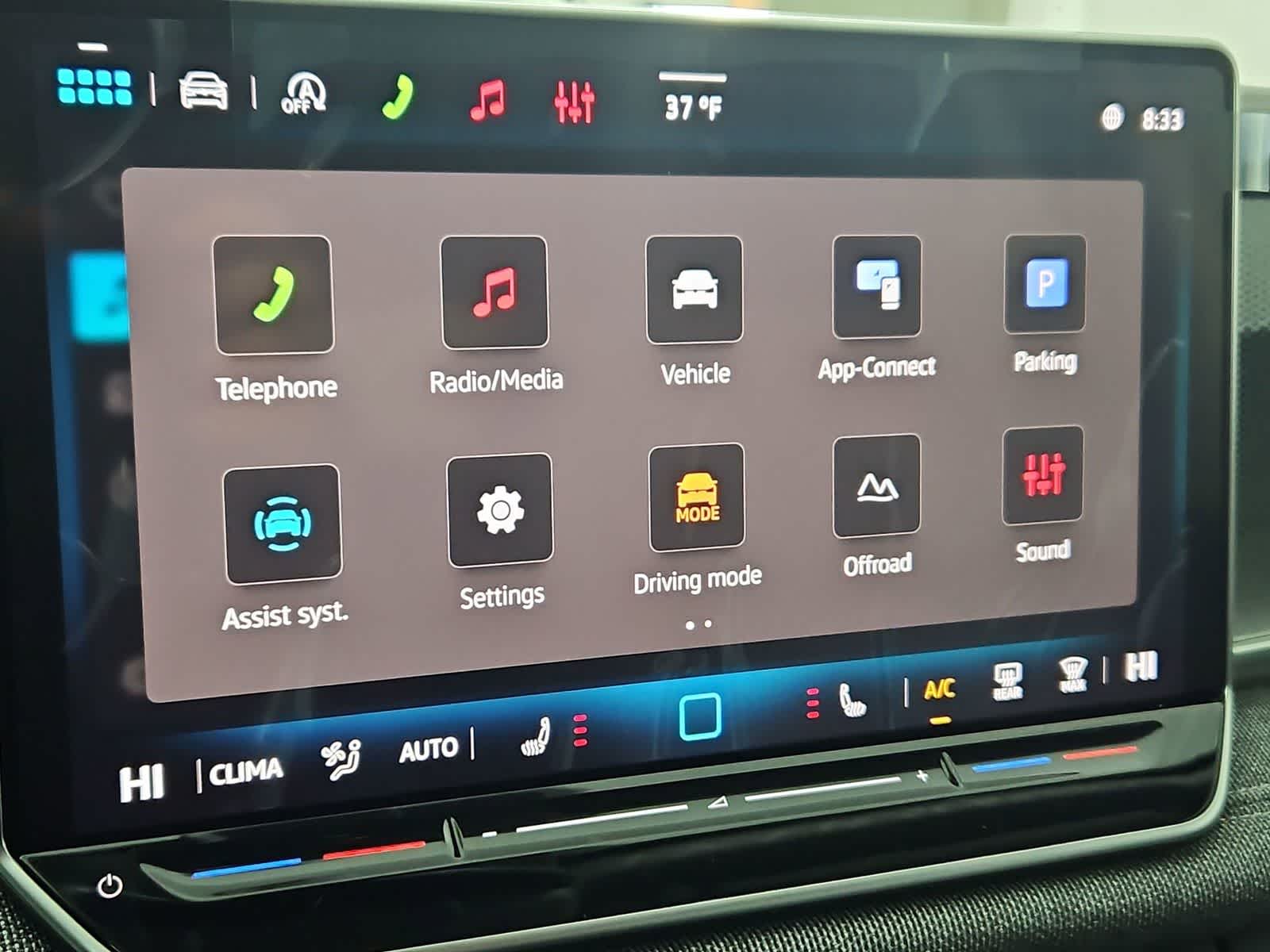 Thumbnail: 2026 Volkswagen Tiguan - 28