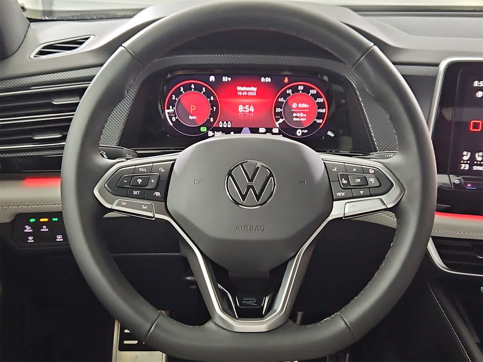 Thumbnail: 2025 Volkswagen Atlas - 24