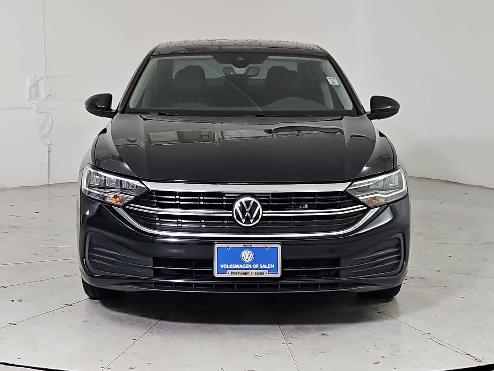 Thumbnail: 2023 Volkswagen Jetta - 9