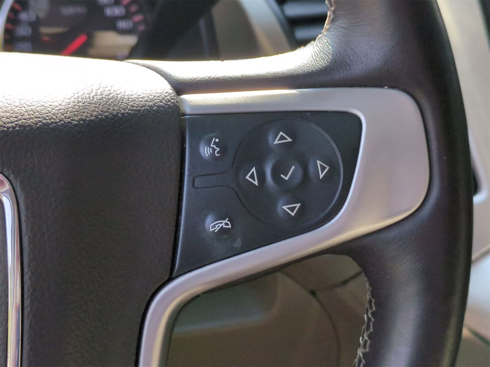 Thumbnail: 2015 GMC Yukon XL - 25