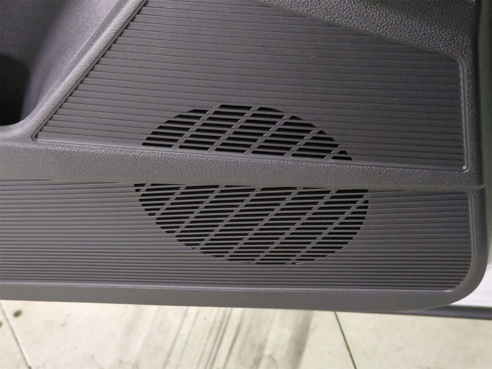 Thumbnail: 2025 Volkswagen Taos - 30