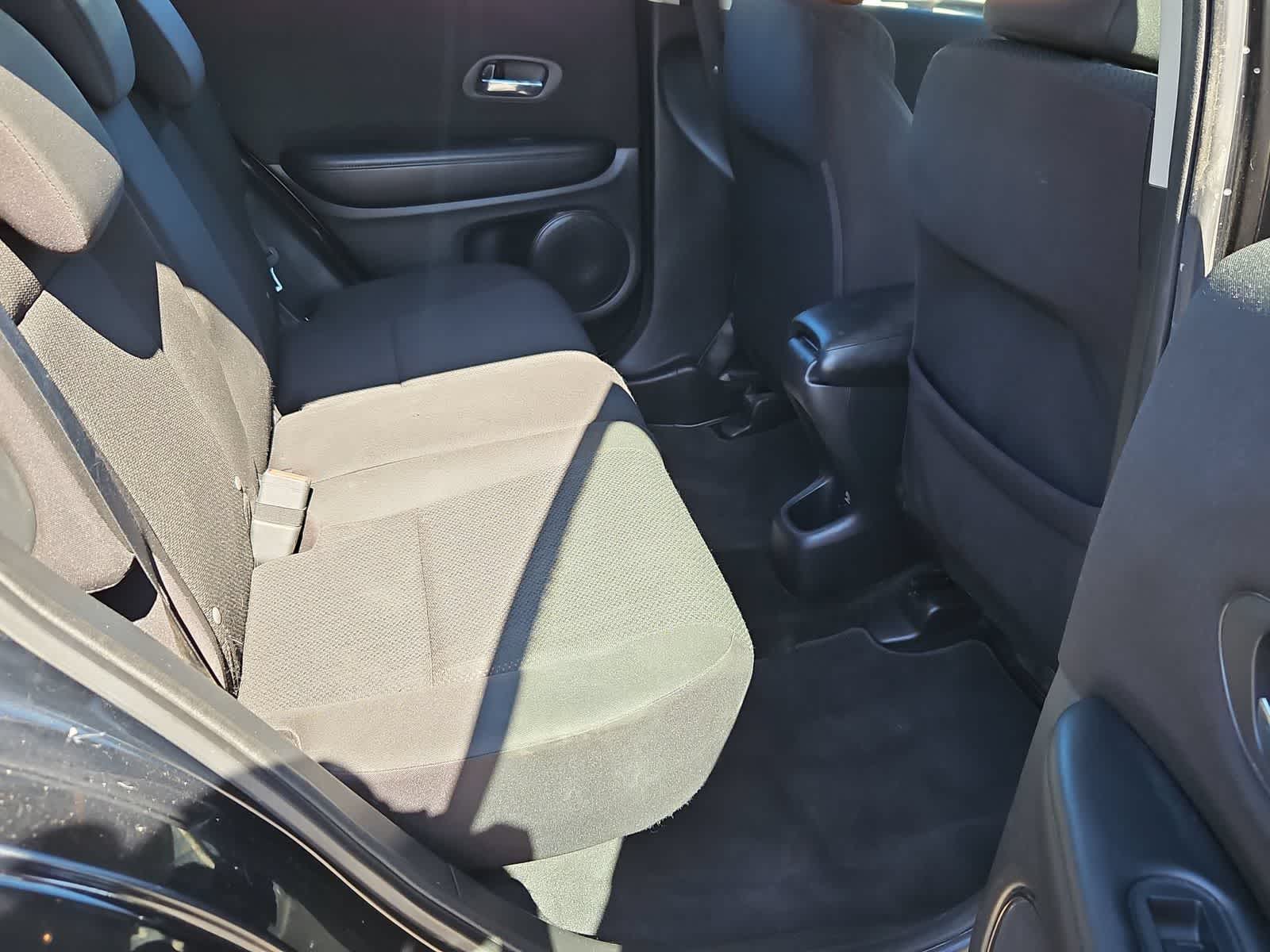Thumbnail: 2016 Honda HR-V - 19