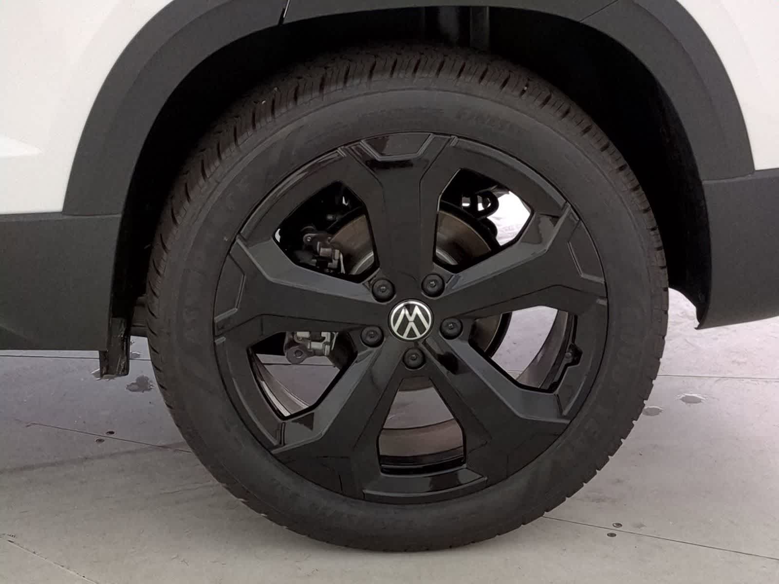 Thumbnail: 2025 Volkswagen Taos - 13