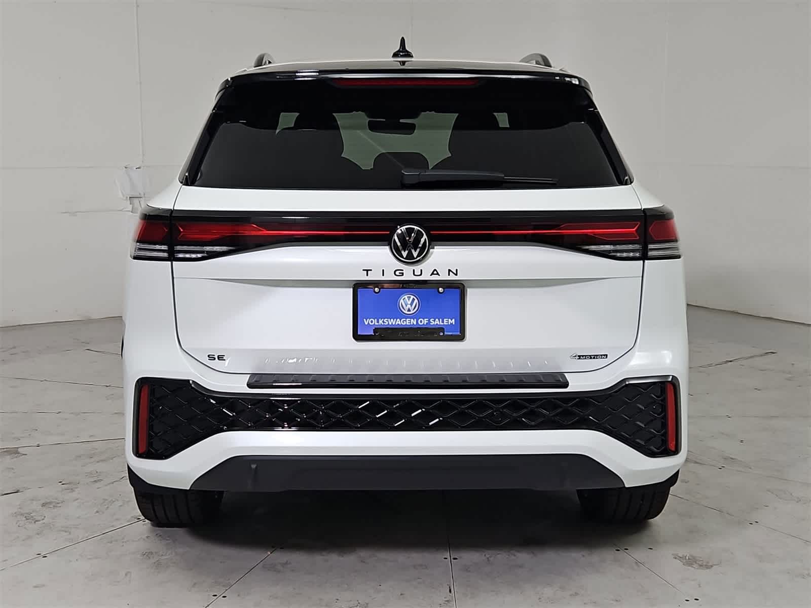 Thumbnail: 2025 Volkswagen Tiguan - 5