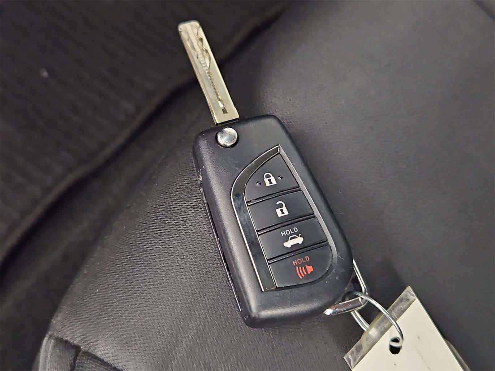 Thumbnail: 2018 Toyota Camry - 35