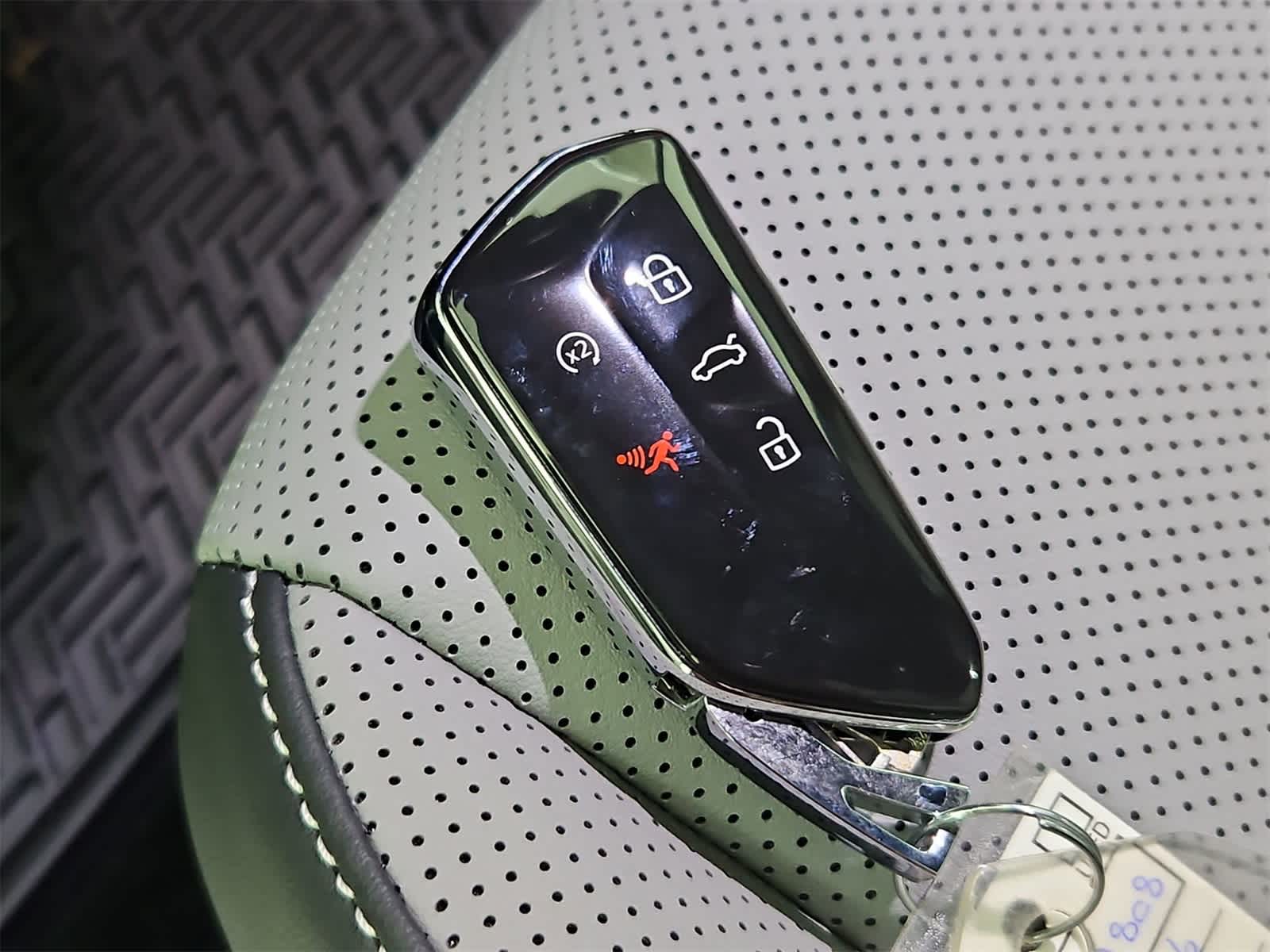 Thumbnail: 2026 Volkswagen Tiguan - 37