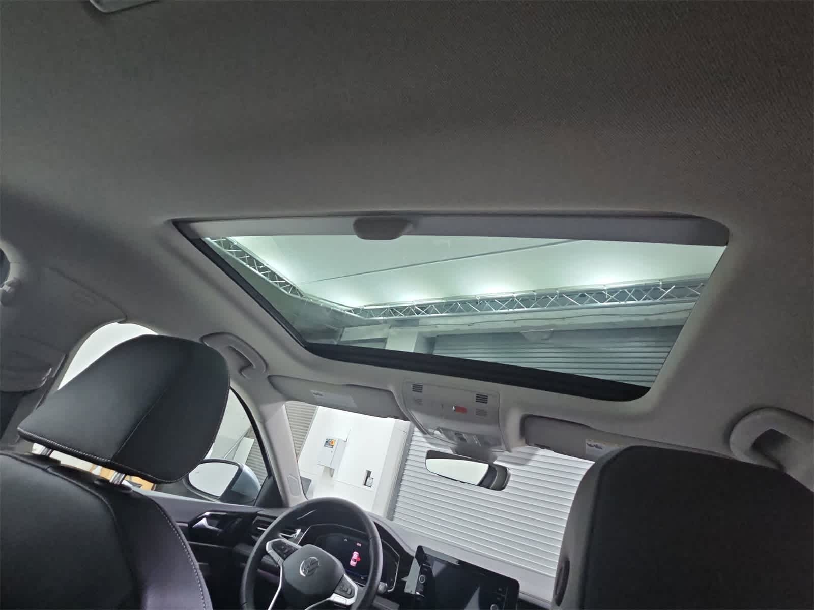 Thumbnail: 2025 Volkswagen Jetta - 22