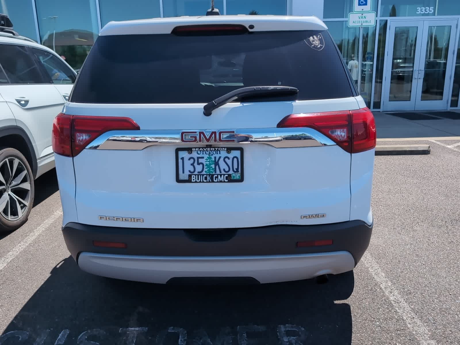 Thumbnail: 2018 GMC Acadia - 9