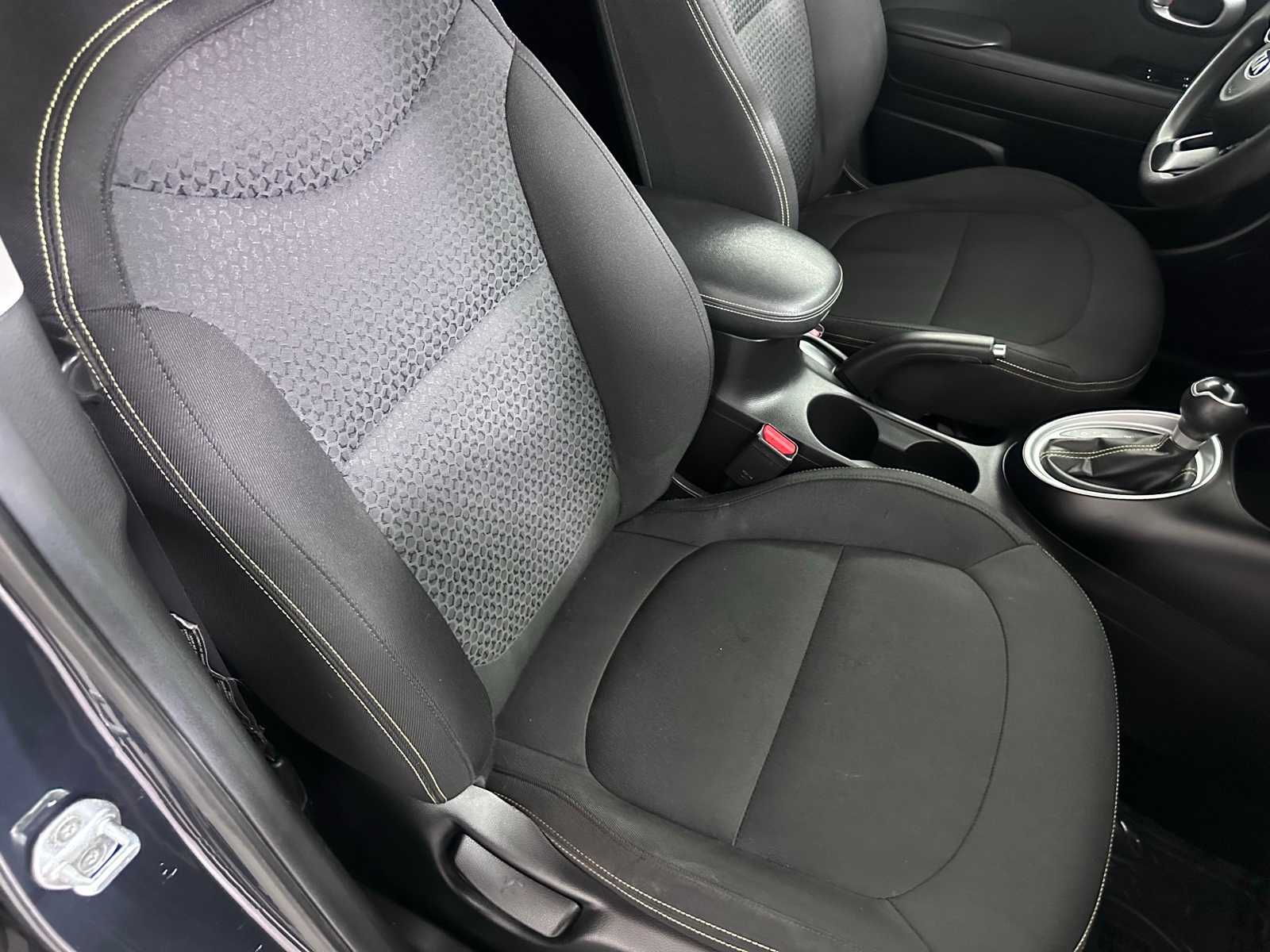 Thumbnail: 2014 Kia Soul - 27