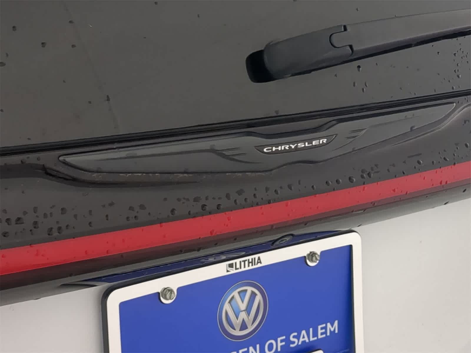 Thumbnail: 2023 Chrysler Pacifica - 10