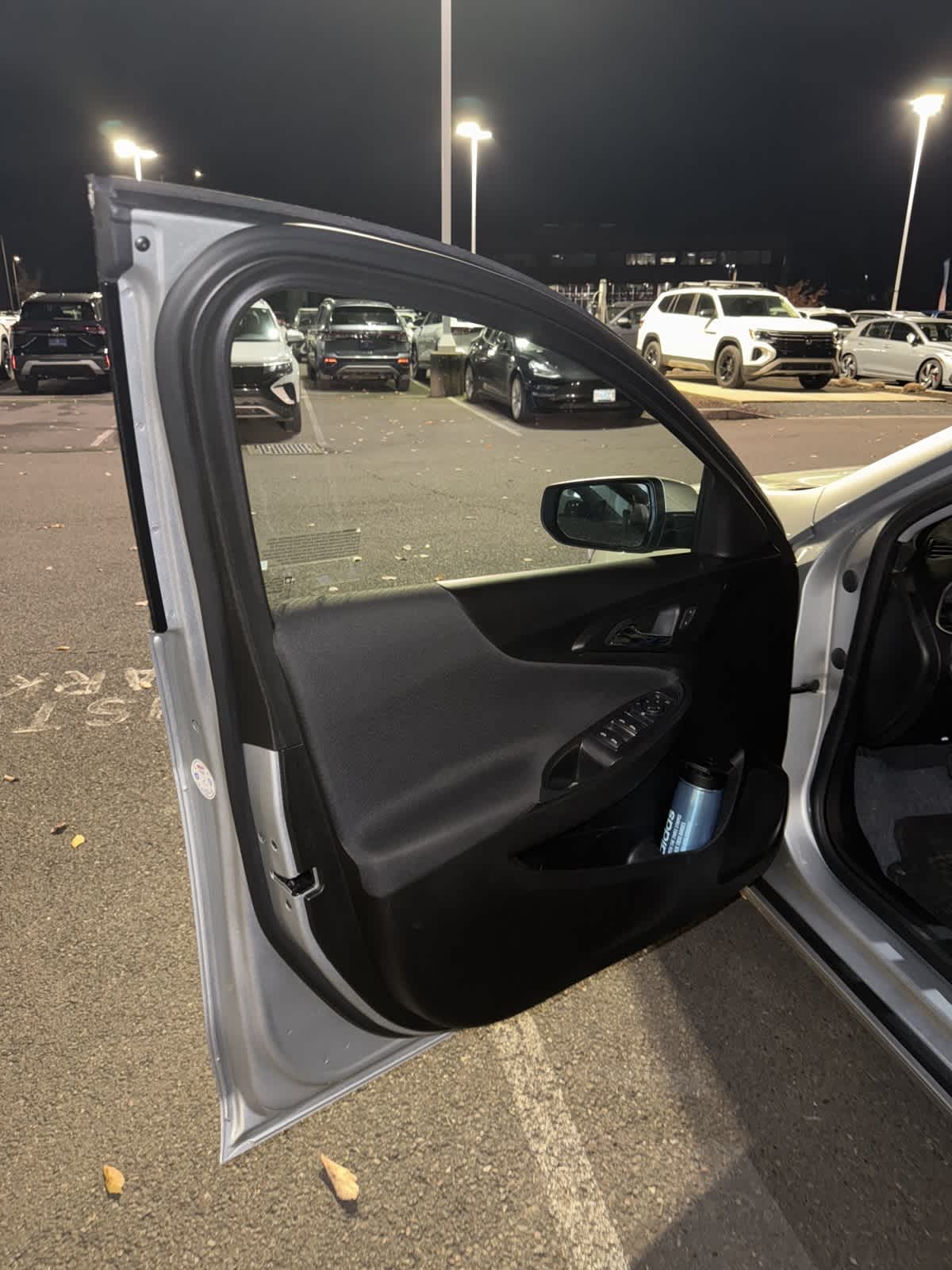 Thumbnail: 2022 Chevrolet Malibu - 3