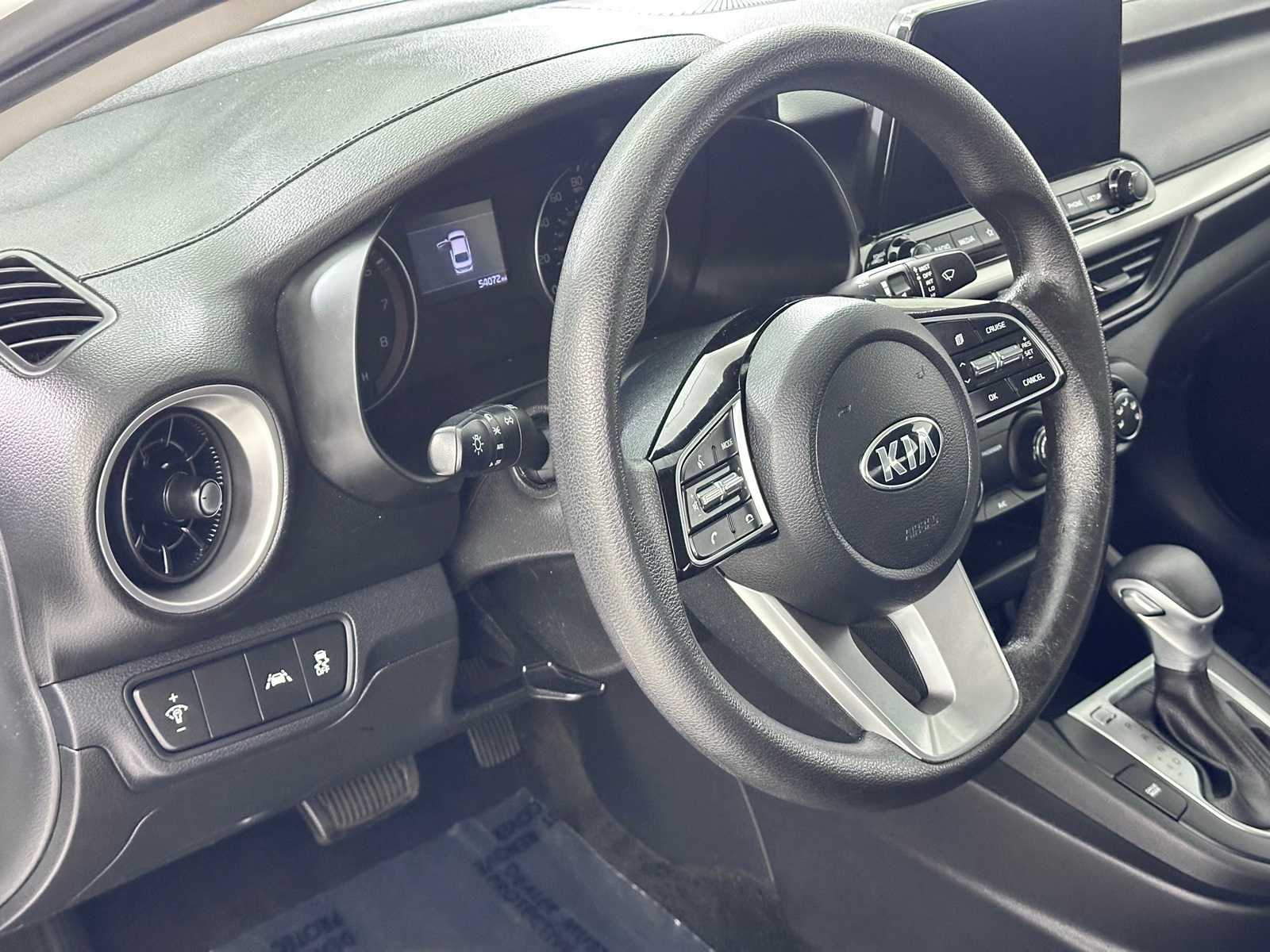 Thumbnail: 2021 Kia Forte - 12