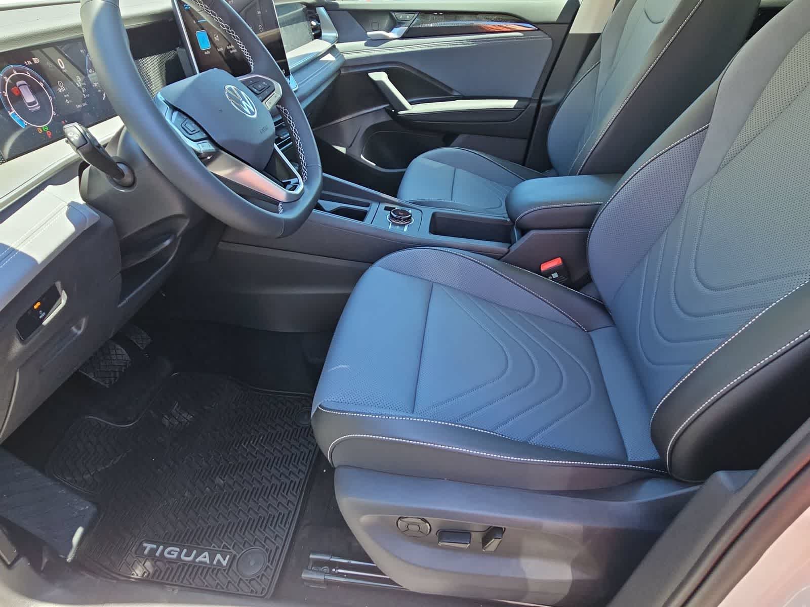 Thumbnail: 2026 Volkswagen Tiguan - 16