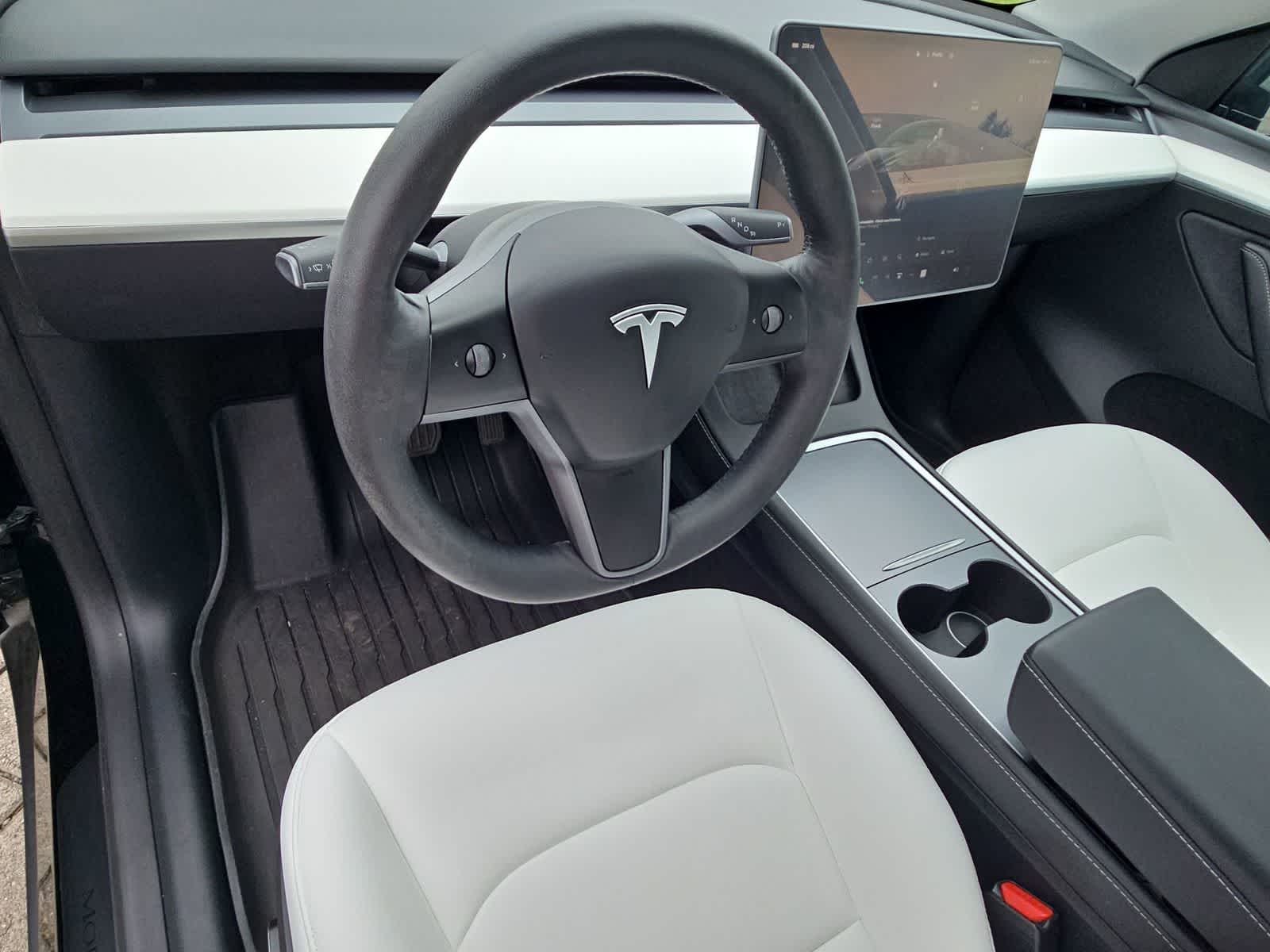 Thumbnail: 2024 Tesla Model Y - 2