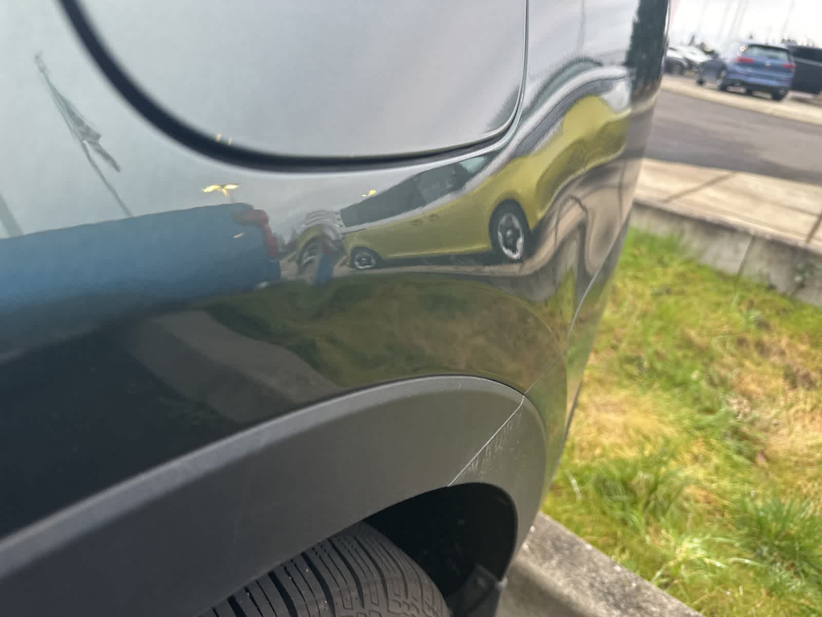 Thumbnail: 2022 Kia Sorento - 4