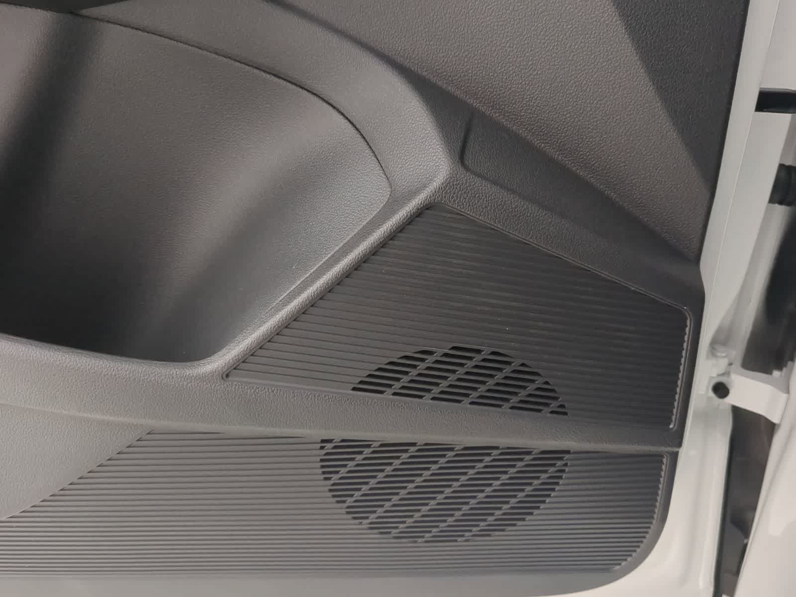 Thumbnail: 2025 Volkswagen Taos - 31