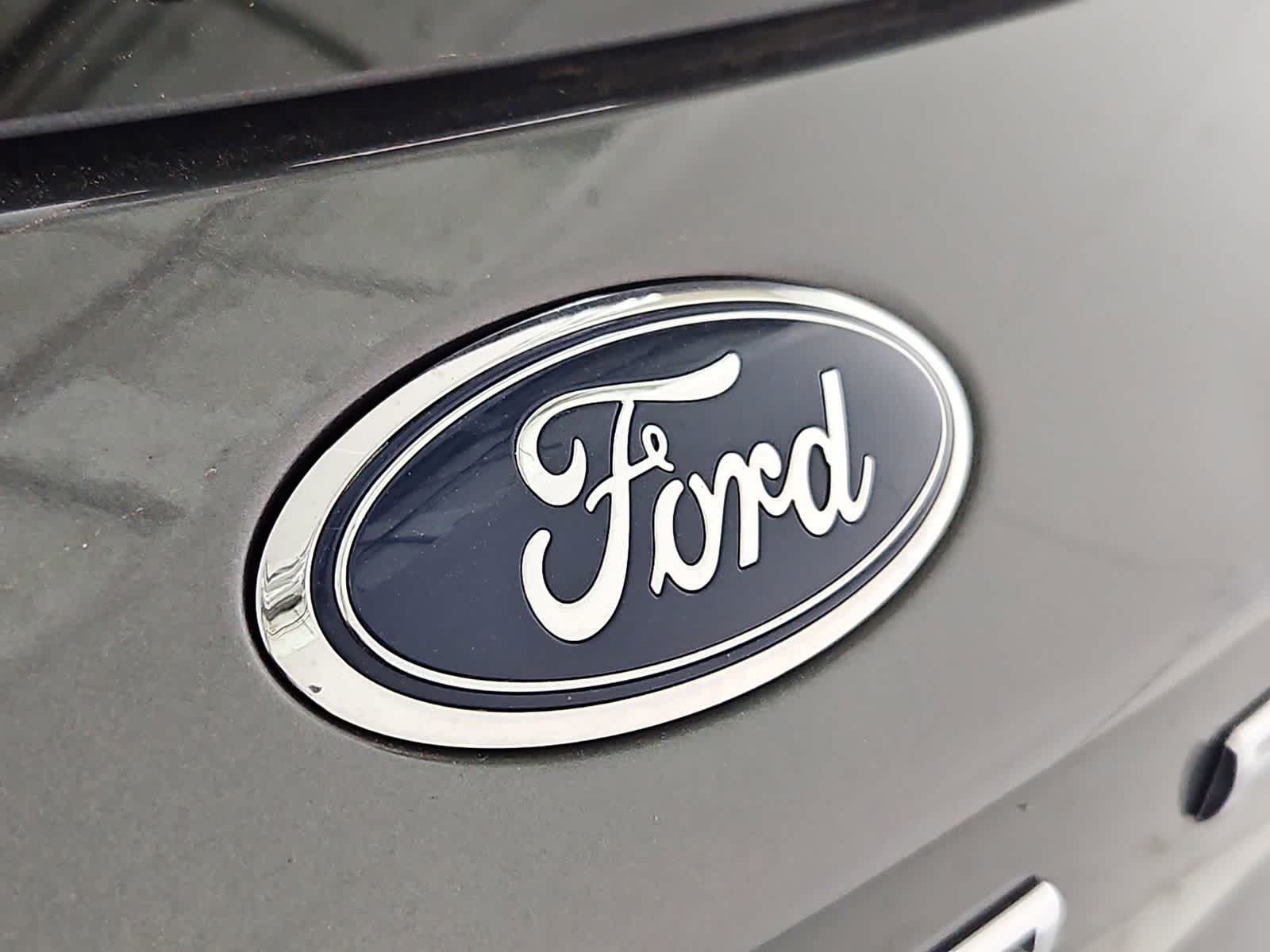 Thumbnail: 2021 Ford Escape - 11